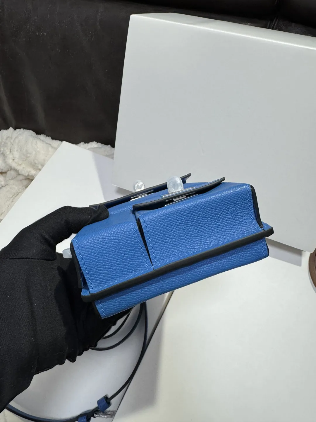 Hermès 2024春夏KellyMultiPocketToGoブルーハンドバッグ - 画像 (4)