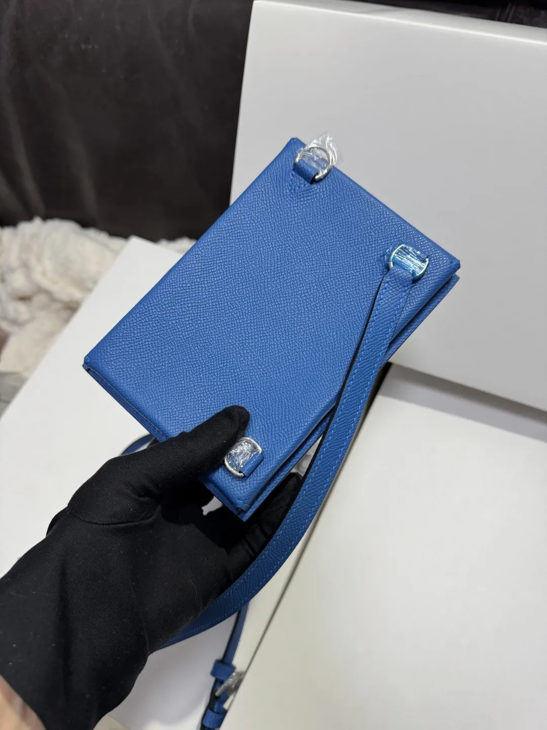 Hermès 2024春夏KellyMultiPocketToGoブルーハンドバッグ - 画像 (5)