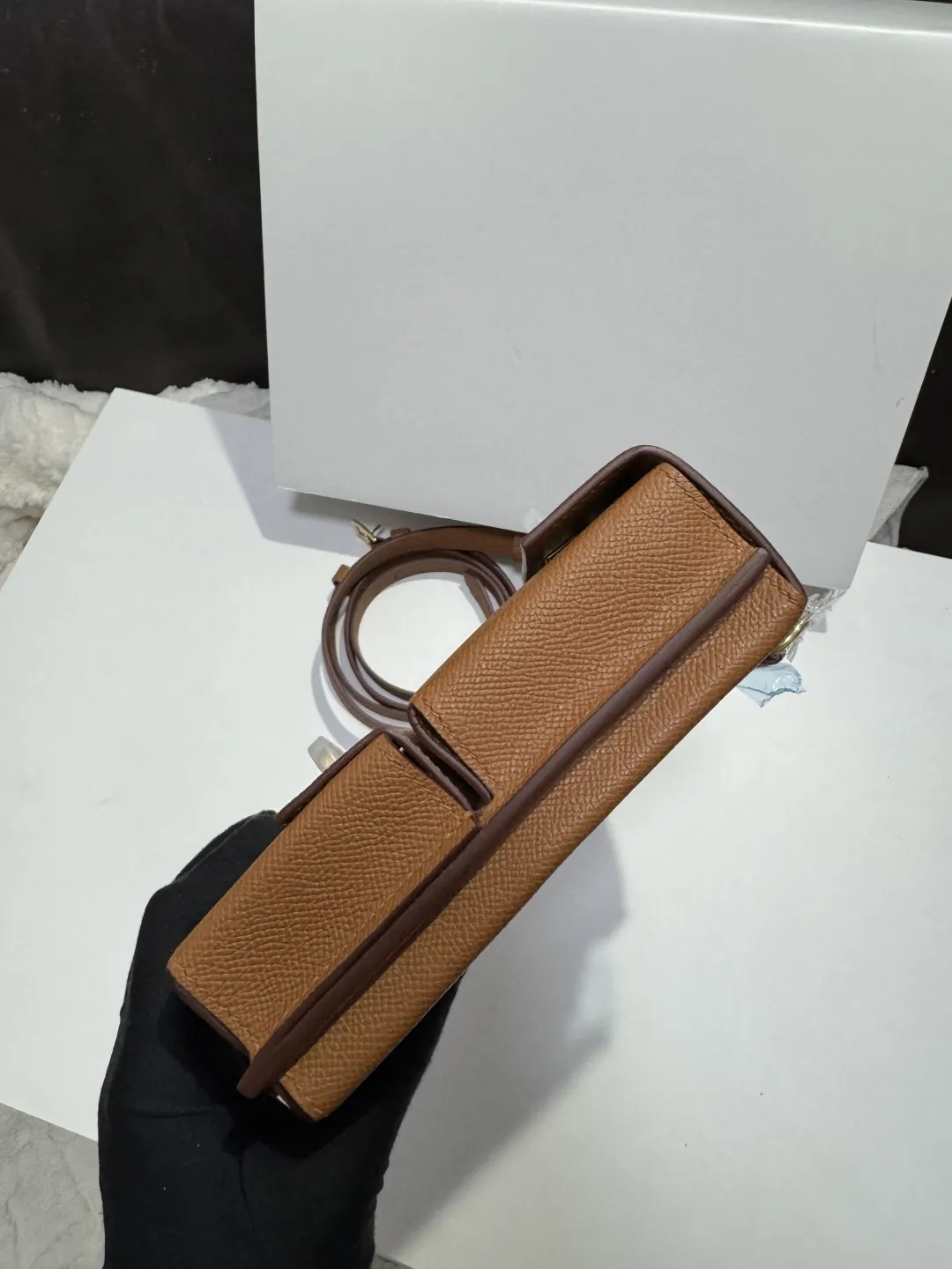 エルメス2024春夏KellyMultiPocketToGo茶色ハンドバッグ - 画像 (6)