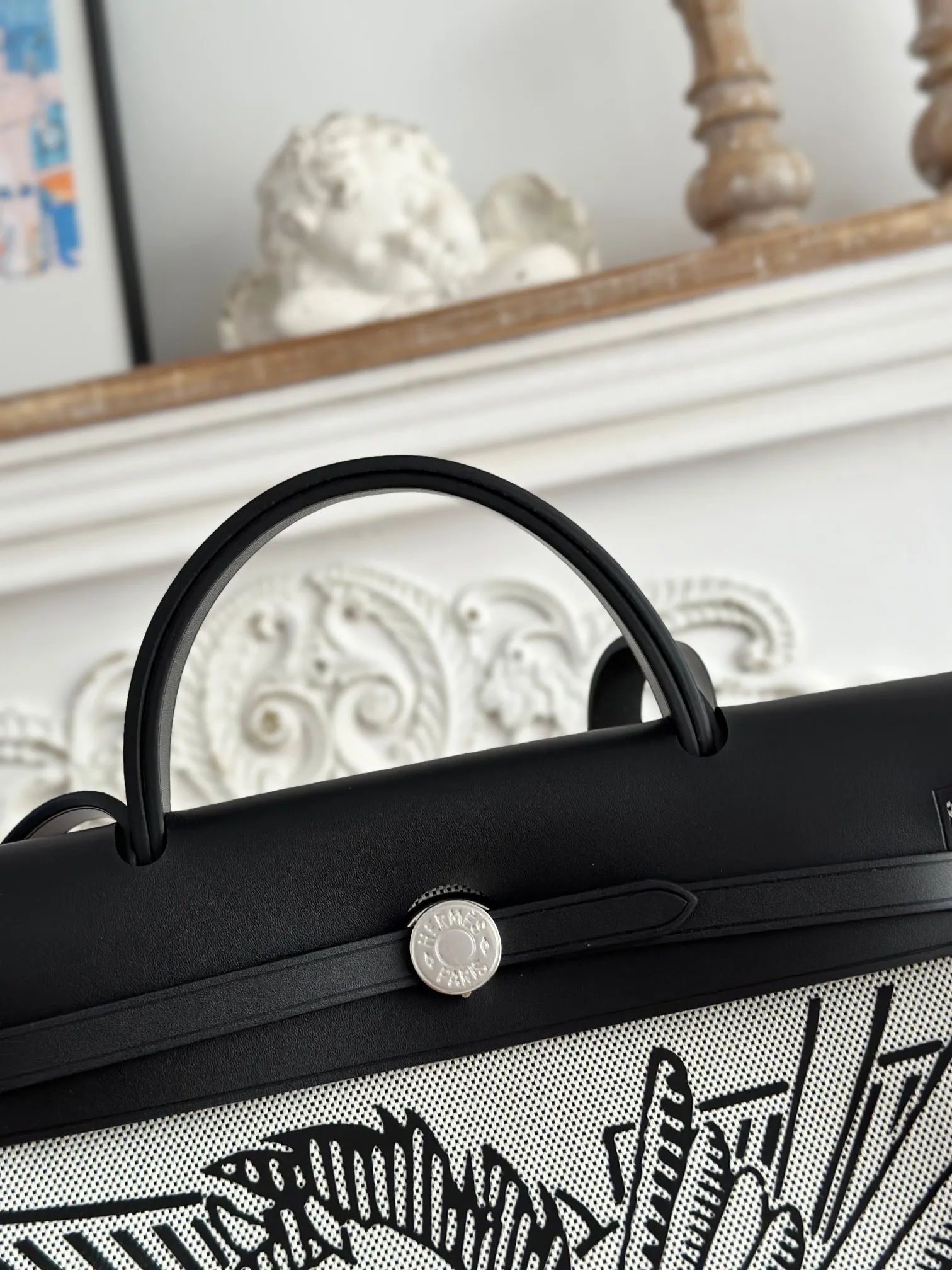 Hermès Herbag 31cm ホワイト 馬鞍デザイン - 画像 (5)