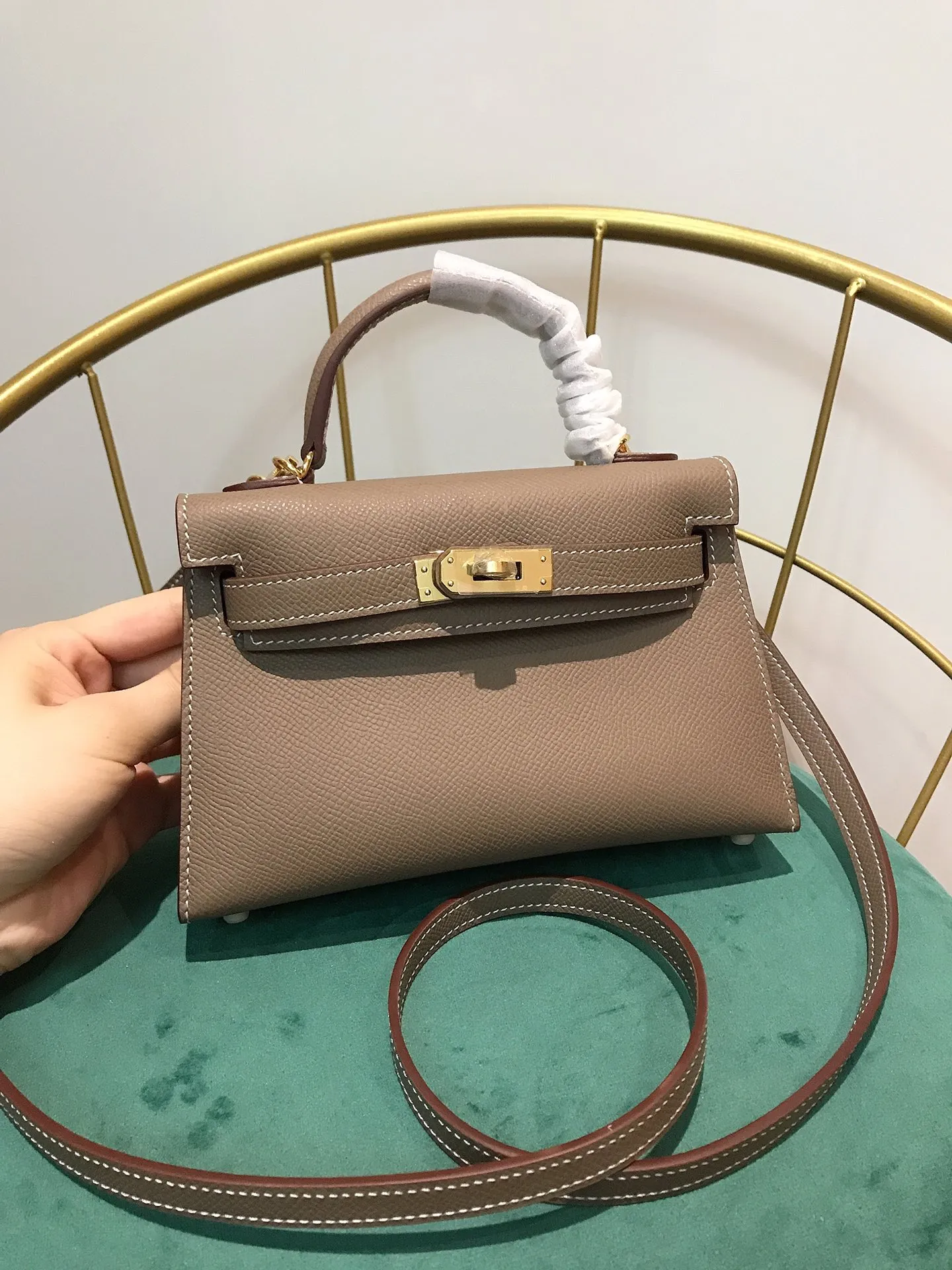 HERMES Kellyミニ2代目エレファントグレーゴールドバックル