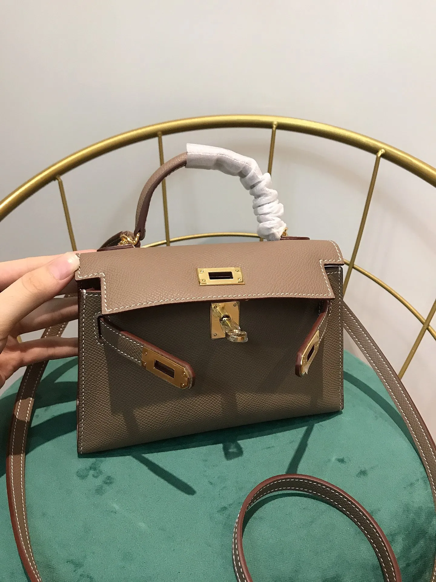 HERMES Kellyミニ2代目エレファントグレーゴールドバックル - 画像 (8)