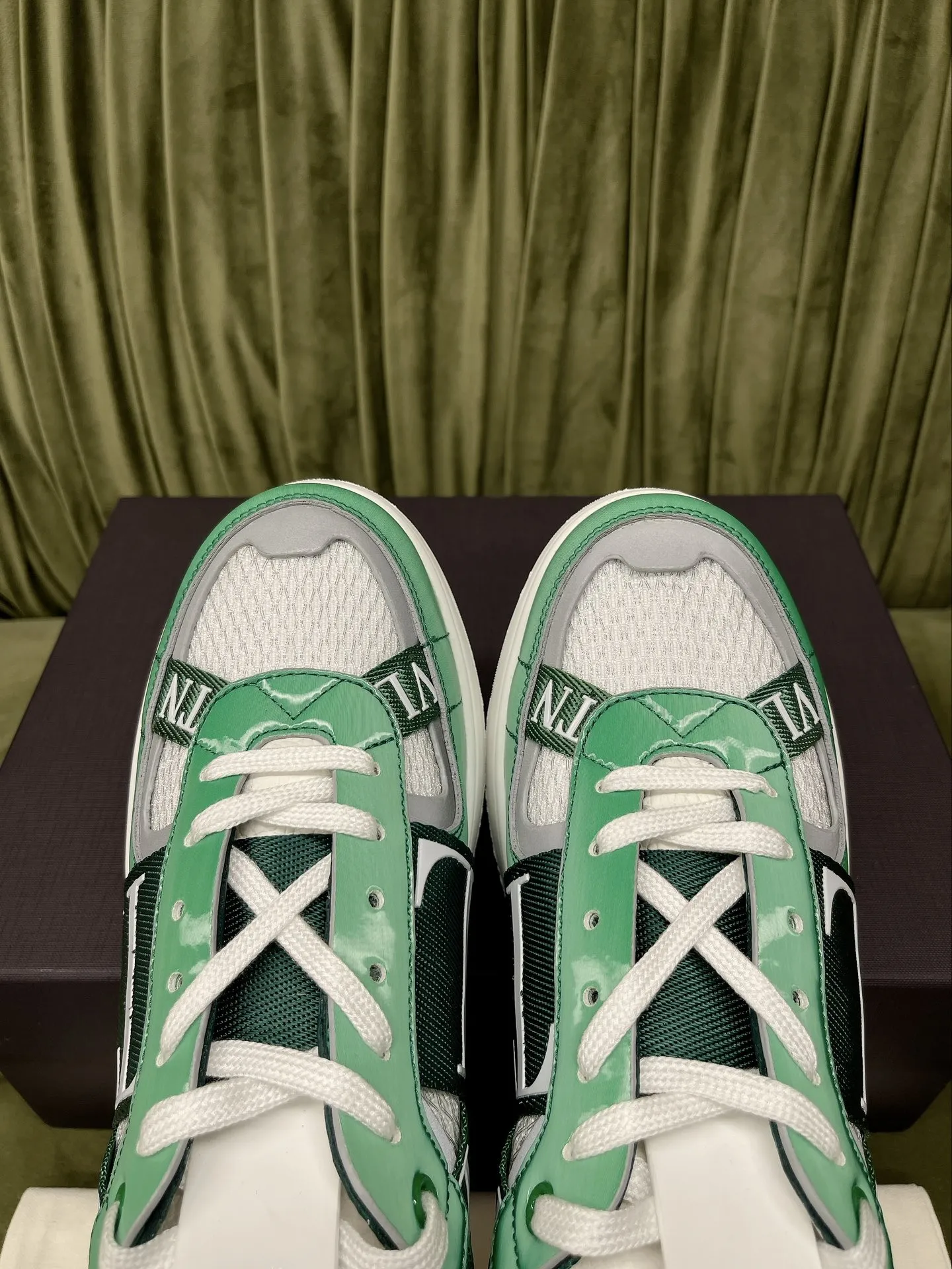 Valentino グリーン レーザーカラーシューズ - 画像 (8)