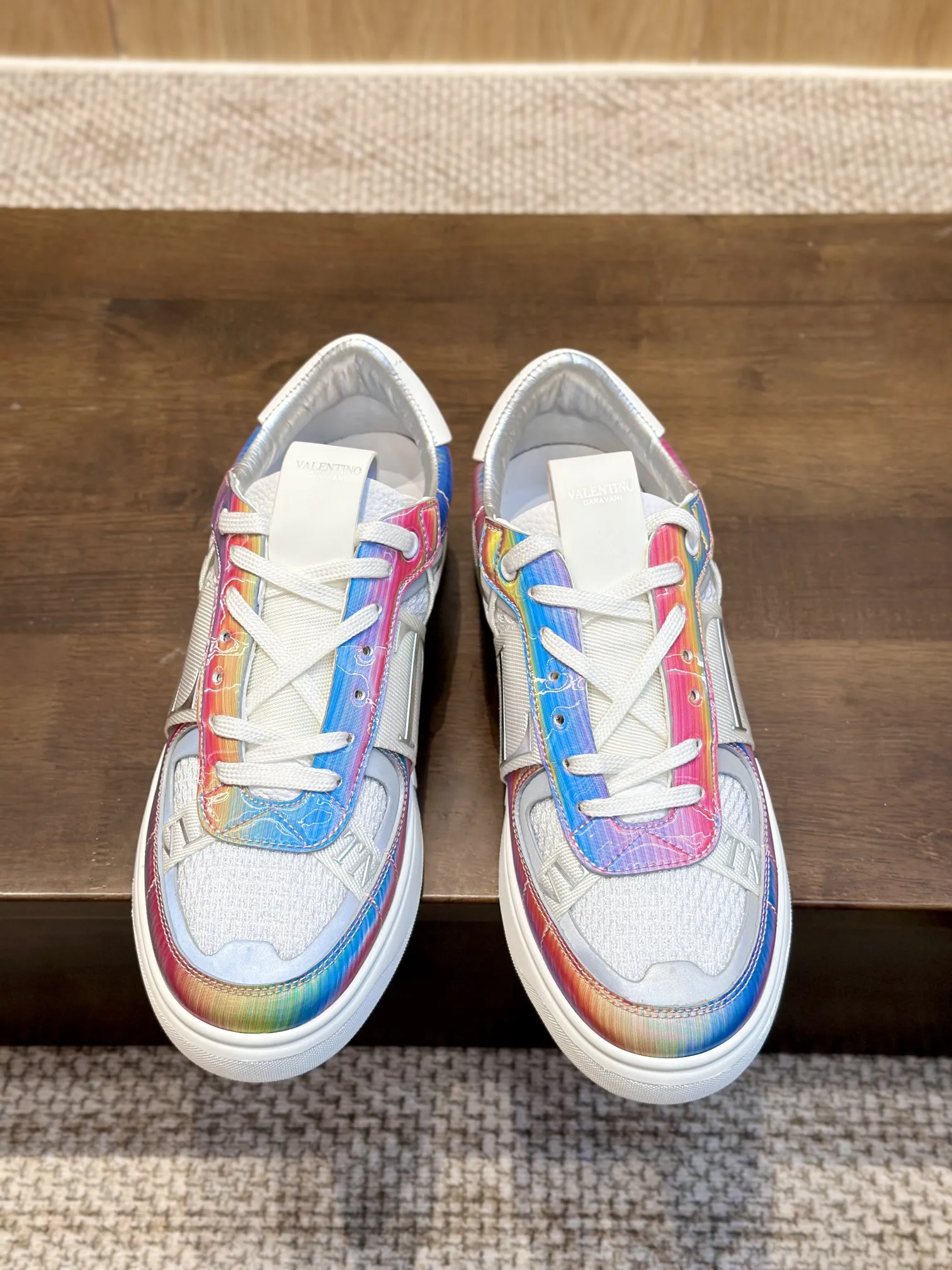 VALENTINOガレージカラースニーカー - 画像 (9)