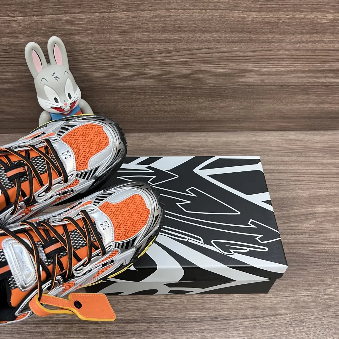 OFF-WHITE Be Right Back グレーとオレンジのローカットスニーカー - 画像 (8)