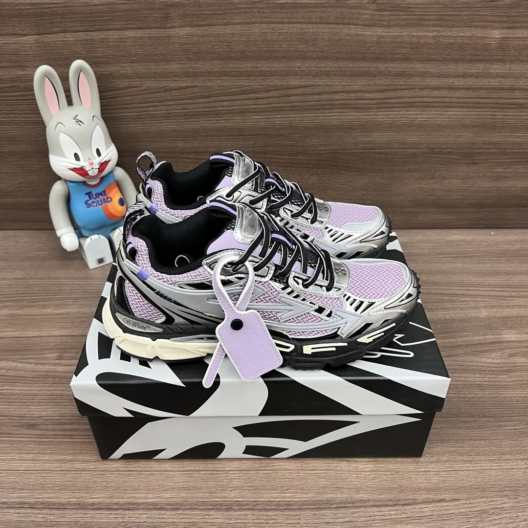 OFF-WHITE Be Right Back ダストピンクのローカットスニーカー - 画像 (4)