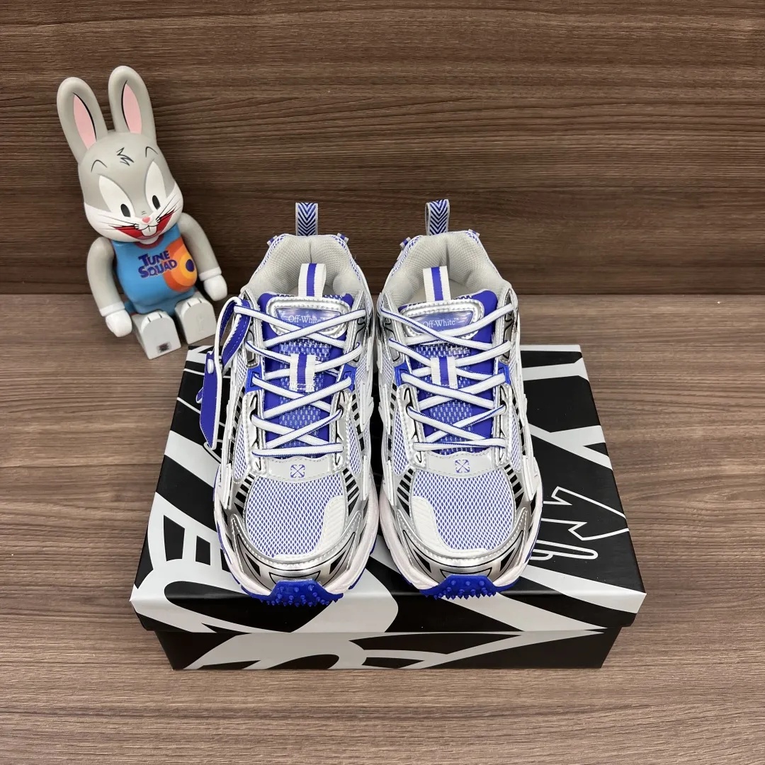 OFF-WHITE Be Right Back 白と青のローカットスニーカー - 画像 (3)