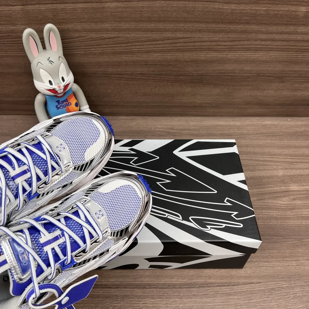 OFF-WHITE Be Right Back 白と青のローカットスニーカー - 画像 (8)