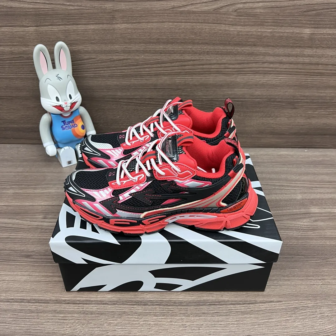 OFF-WHITE Be Right Back 黒と赤のローカットスニーカー