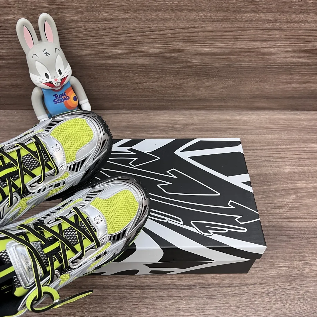 OFF-WHITE Be Right Back 緑のローカットスニーカー - 画像 (8)