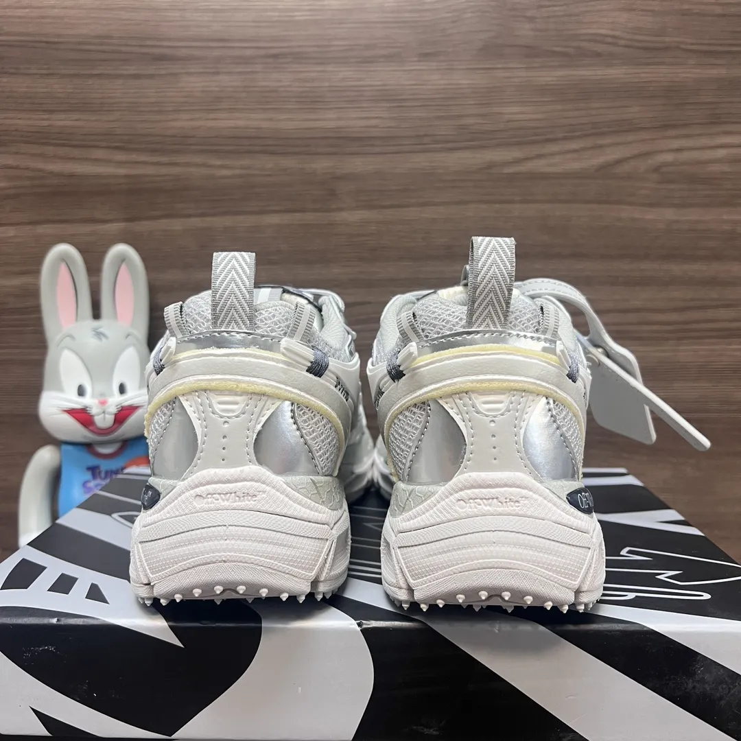 OFF-WHITE Be Right Back 緑白銀スニーカー - 画像 (5)