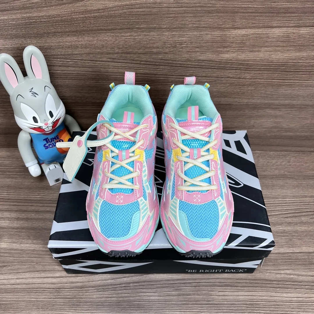 OFF-WHITE Be Right Back パステルブルーランニングシューズ - 画像 (3)