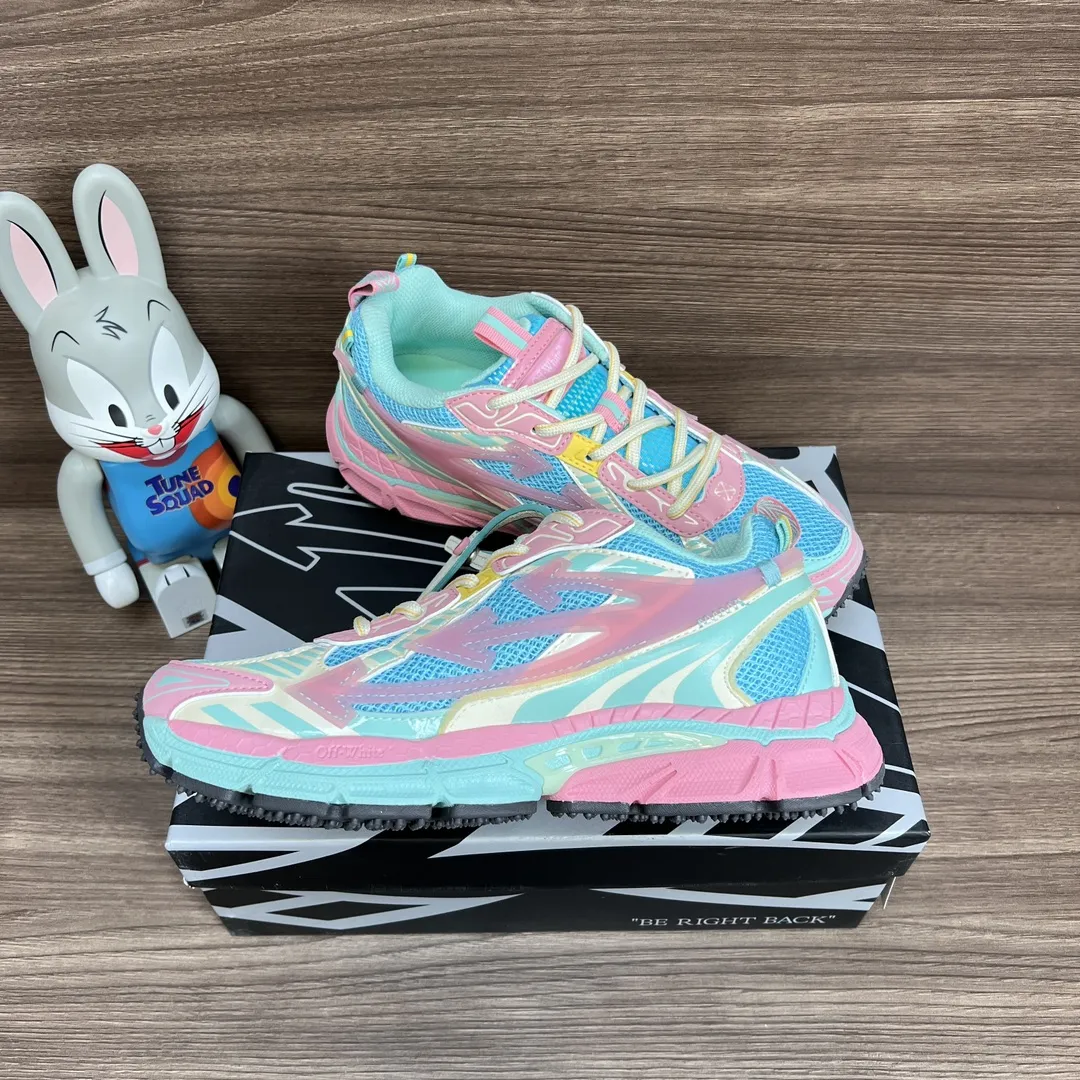 OFF-WHITE Be Right Back パステルブルーランニングシューズ - 画像 (9)