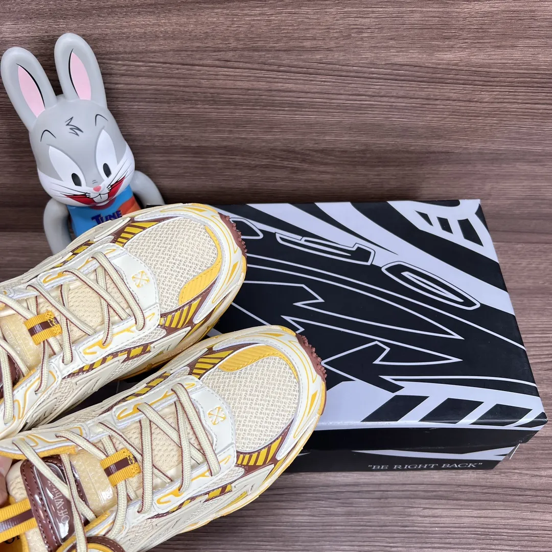 OFF-WHITE Be Right Back ベージュのレースアップスニーカー - 画像 (8)