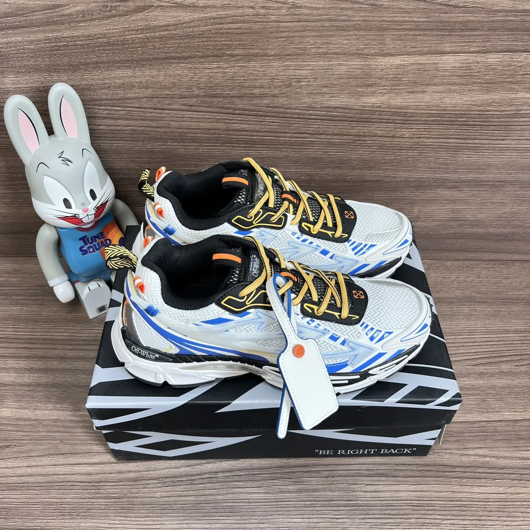OFF-WHITE Be Right Back ホワイトブルースニーカー - 画像 (4)