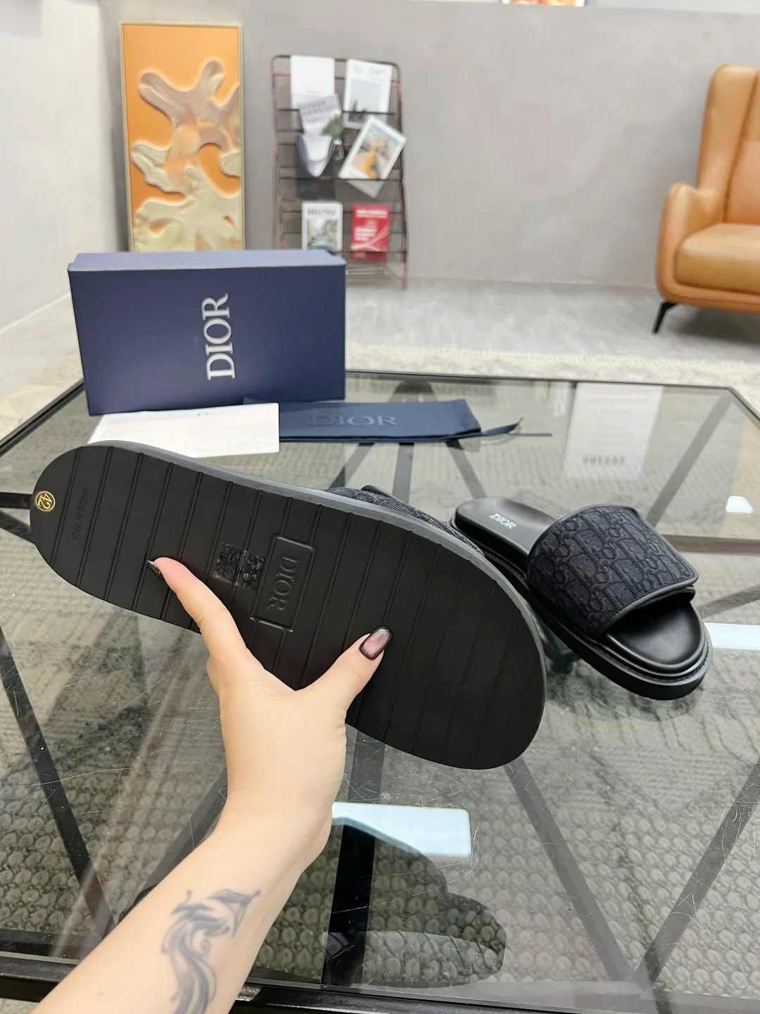 Christian Dior ブラック スライドサンダル - 画像 (9)