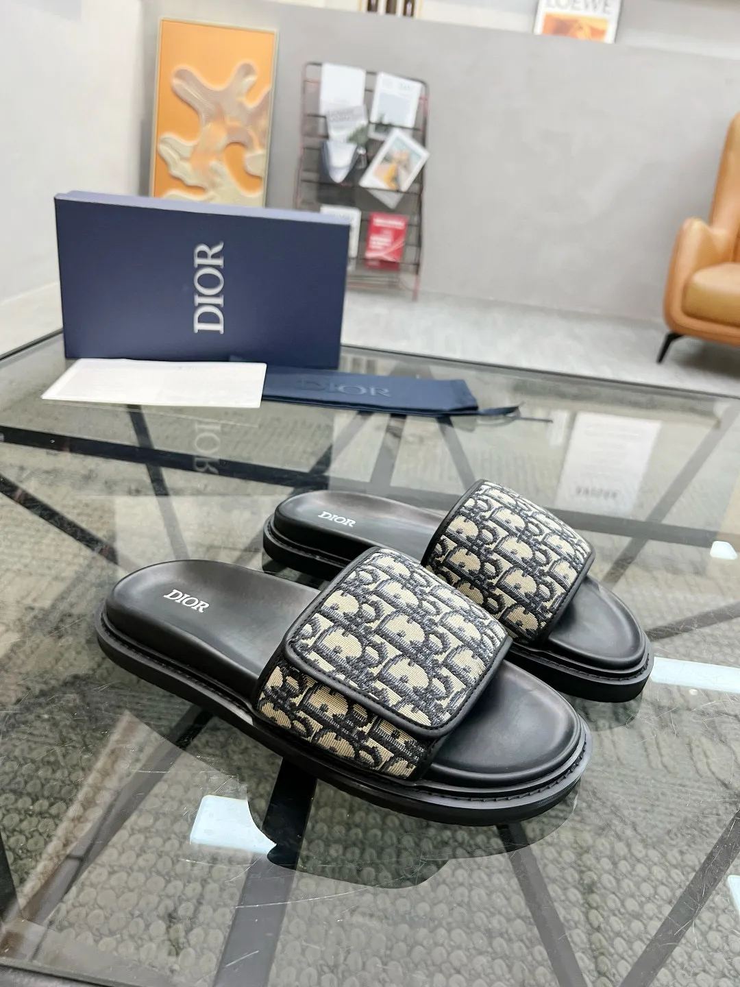 Christian Dior ブラック スリッパ - 画像 (3)