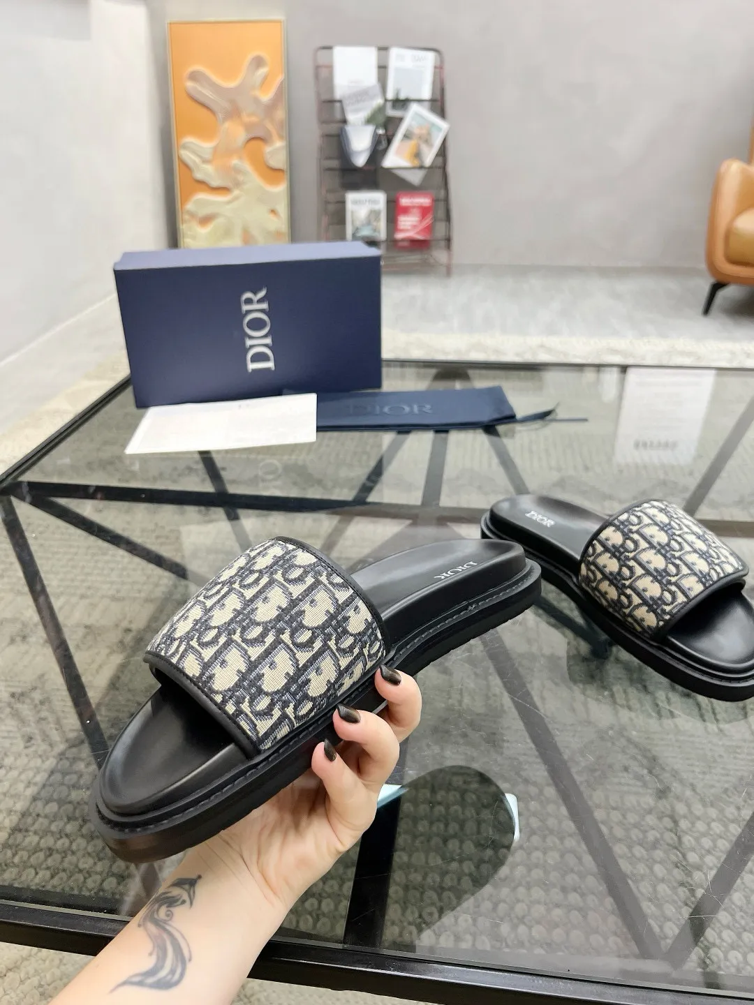 Christian Dior ブラック スリッパ - 画像 (5)