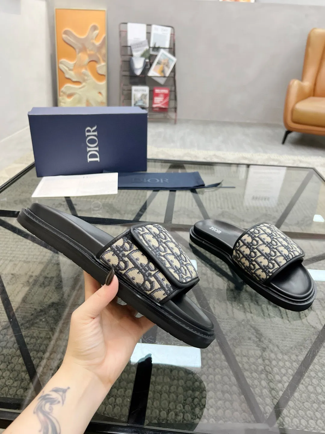 Christian Dior ブラック スリッパ - 画像 (6)