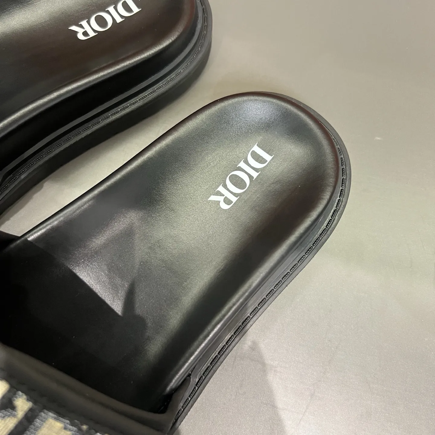 Christian Dior ブラック Jacquardスリッパ - 画像 (7)