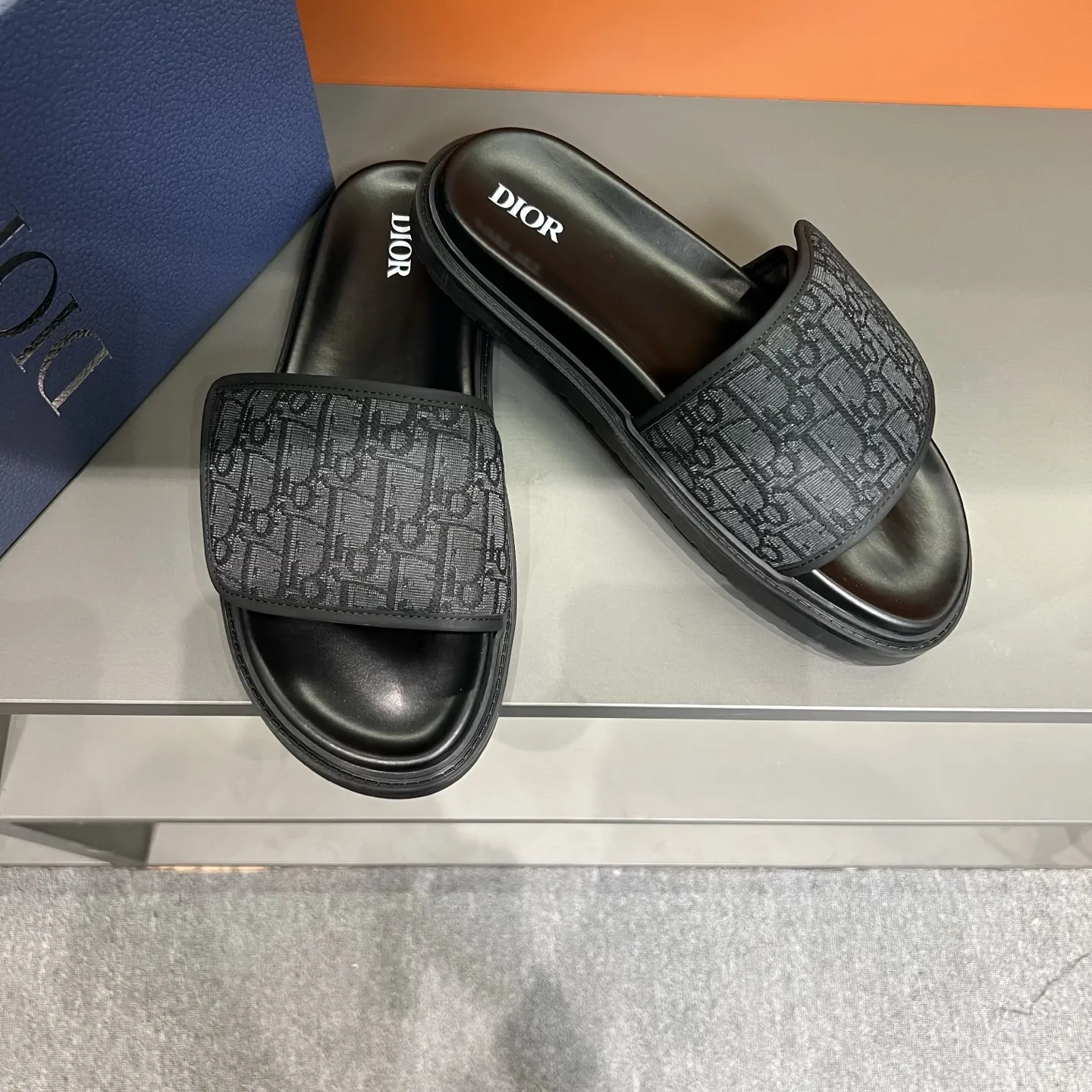 Christian Dior ブラック スライドサンダル - 画像 (5)