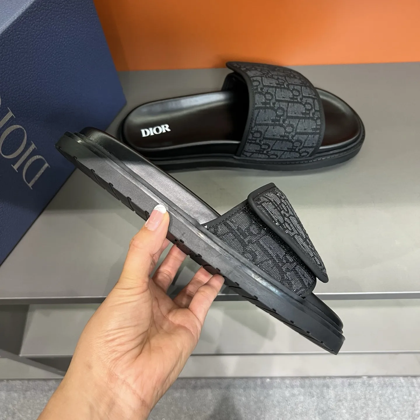 Christian Dior ブラック スライドサンダル - 画像 (6)
