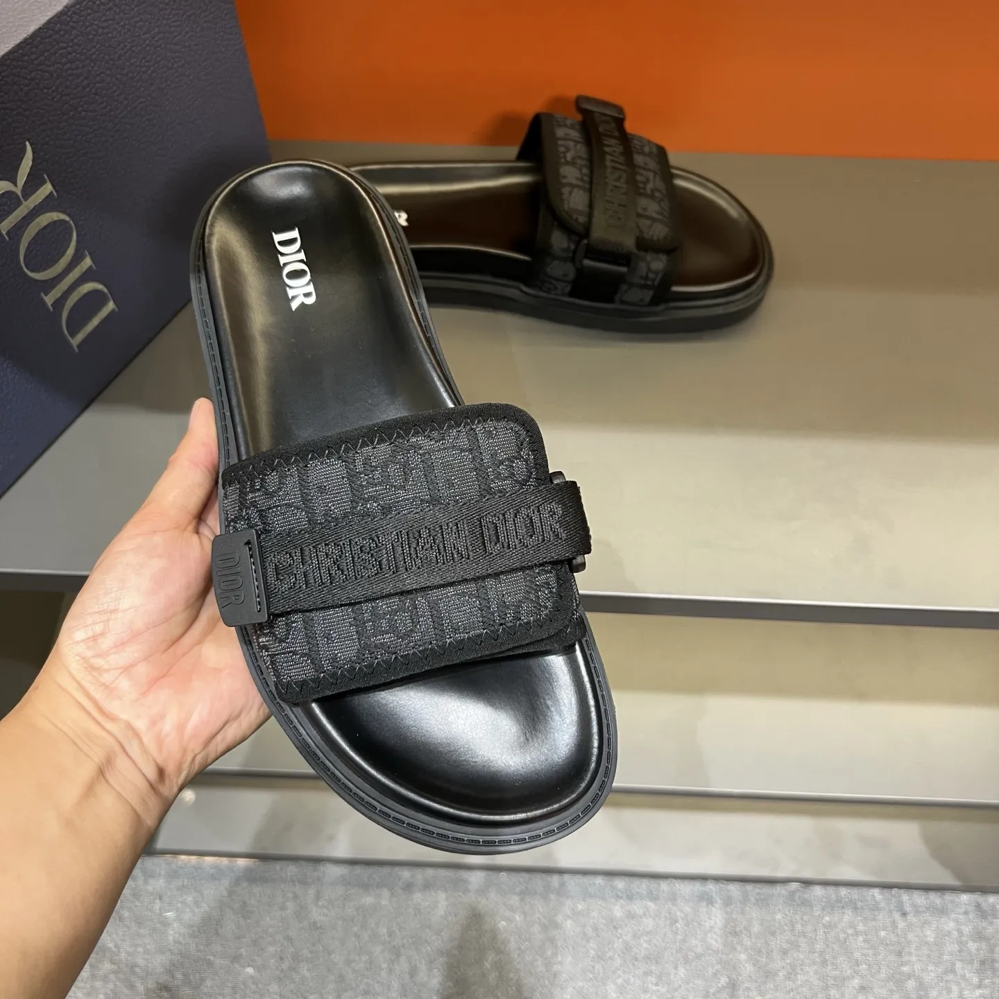 Christian Dior H-Town ブラック厚底サンダル - 画像 (7)