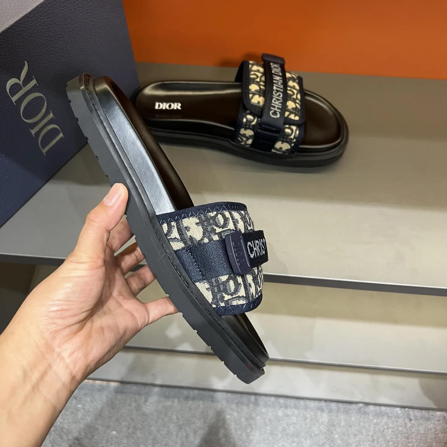 Christian Dior H-Town ブラック厚底サンダル - 画像 (6)