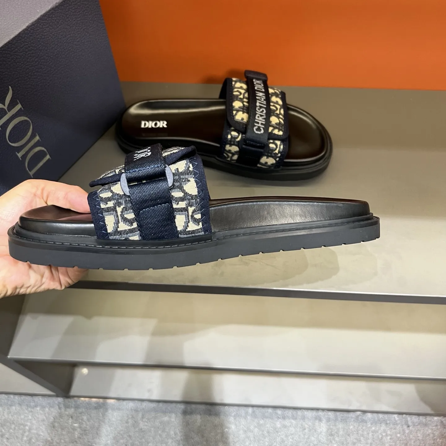 Christian Dior H-Town ブラック厚底サンダル - 画像 (8)