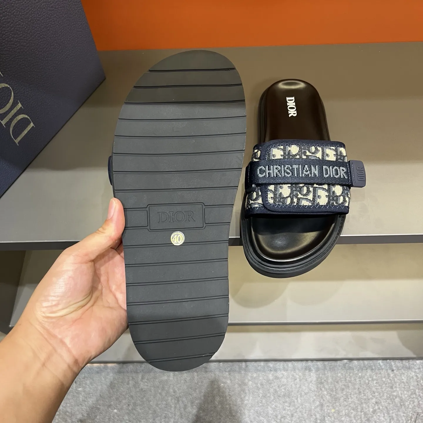 Christian Dior H-Town ブラック厚底サンダル - 画像 (9)