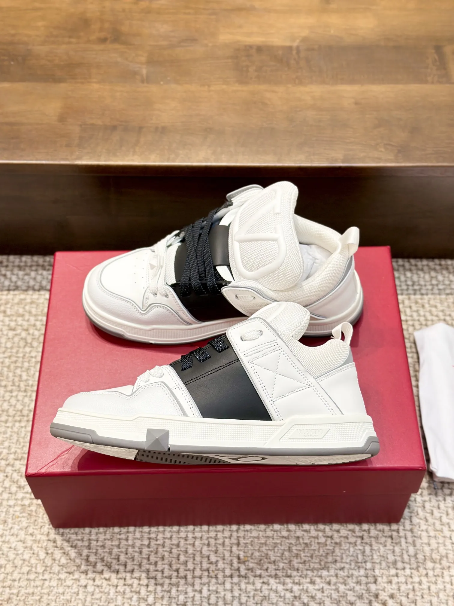 VALENTINO 2024 OPEN SKATE スニーカー ホワイト - 画像 (6)