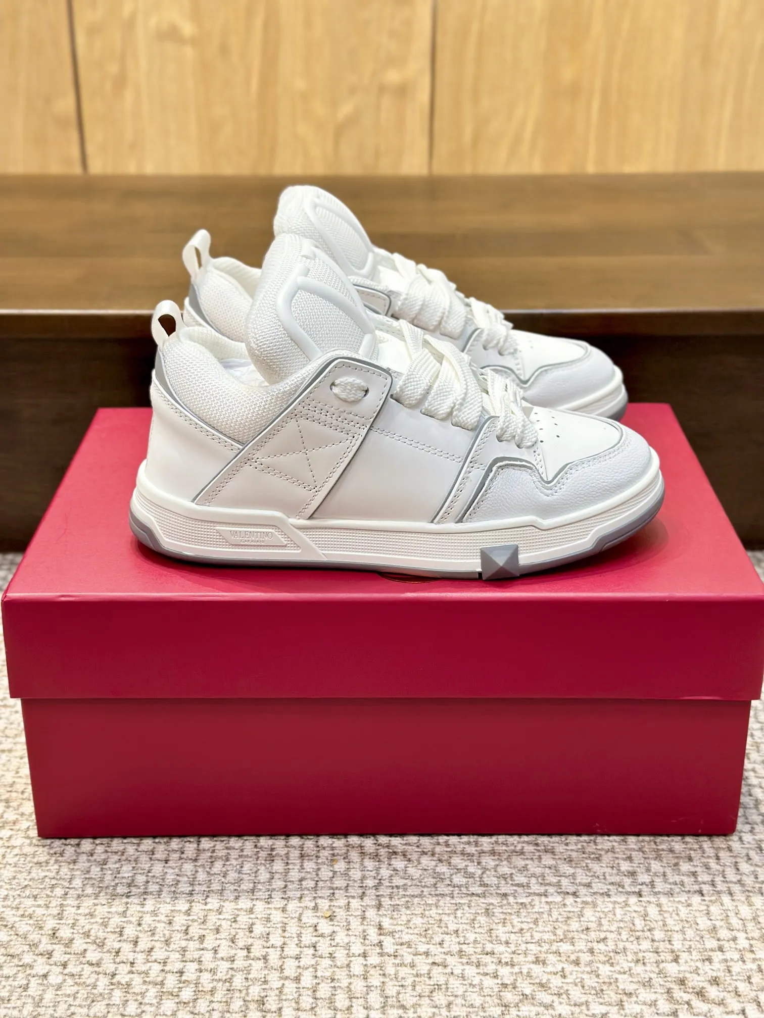 VALENTINO 2024 OPEN SKATE スニーカー ホワイト - 画像 (4)