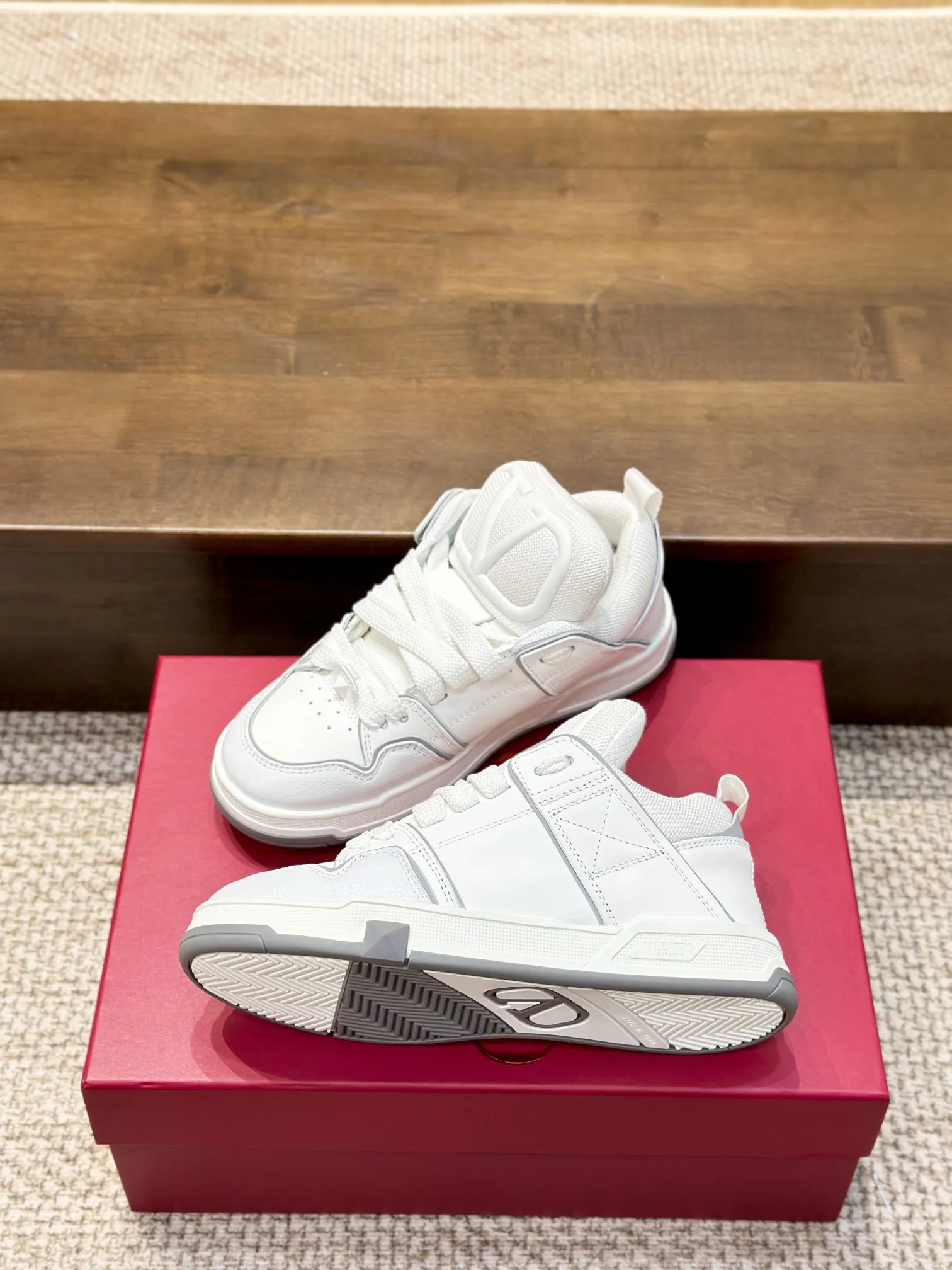 VALENTINO 2024 OPEN SKATE スニーカー ホワイト - 画像 (6)