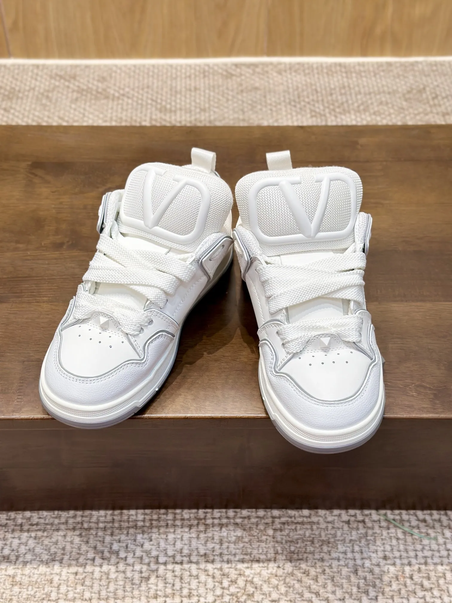 VALENTINO 2024 OPEN SKATE スニーカー ホワイト - 画像 (9)