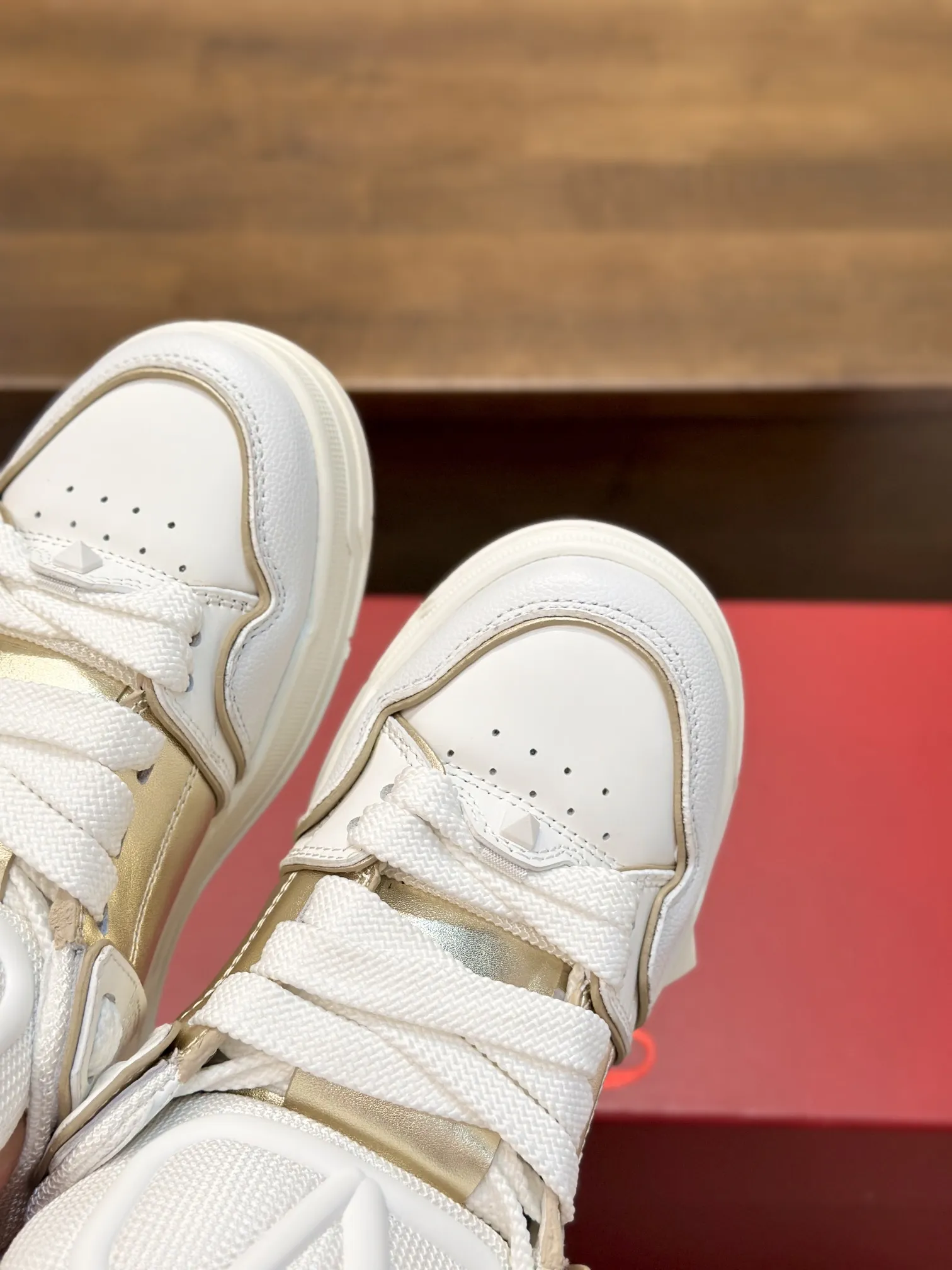 VALENTINO ホワイト OPEN SKATE スニーカー - 画像 (5)