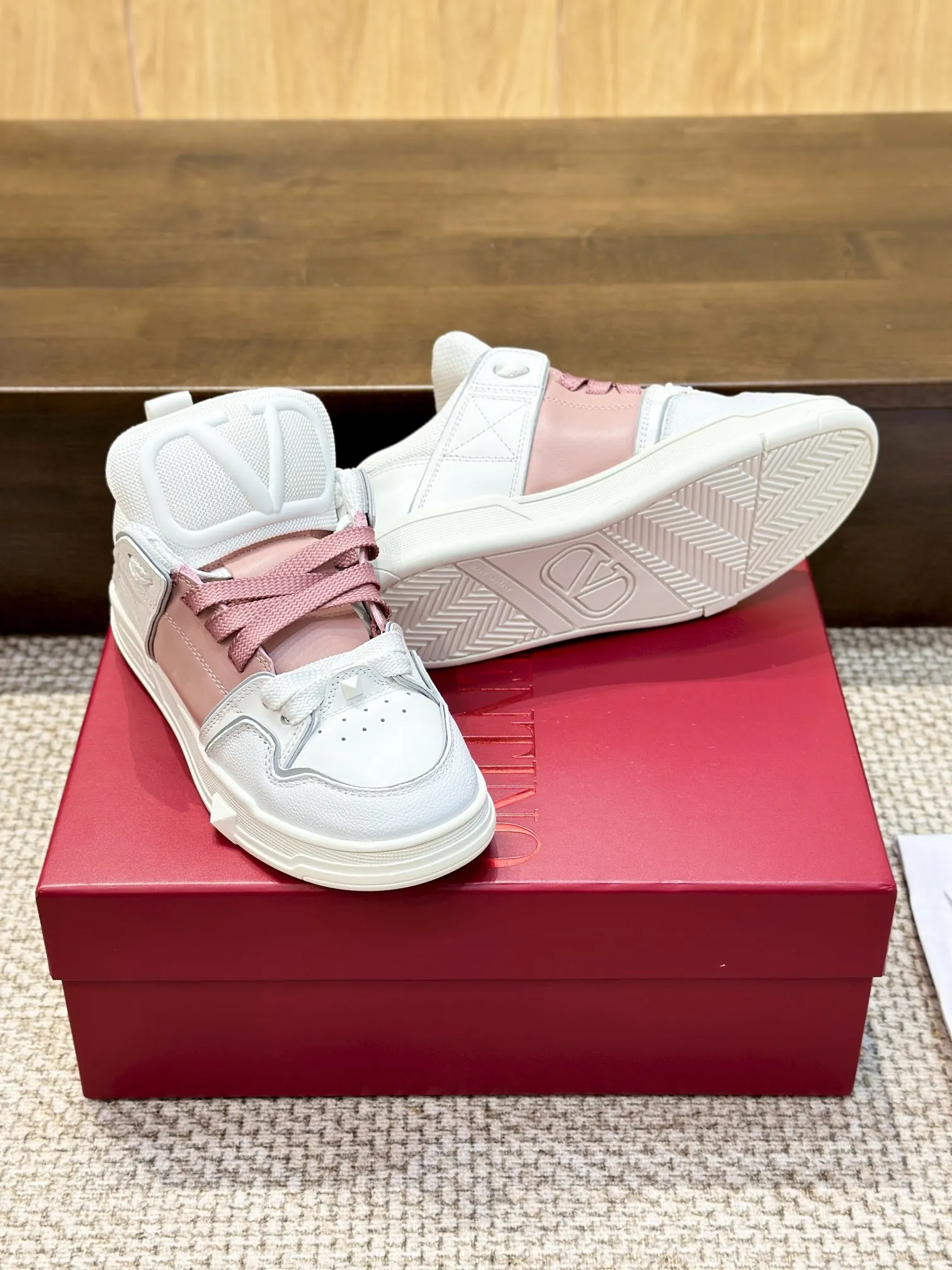 VALENTINO 2024 OPEN SKATE スニーカー ホワイトピンク - 画像 (3)