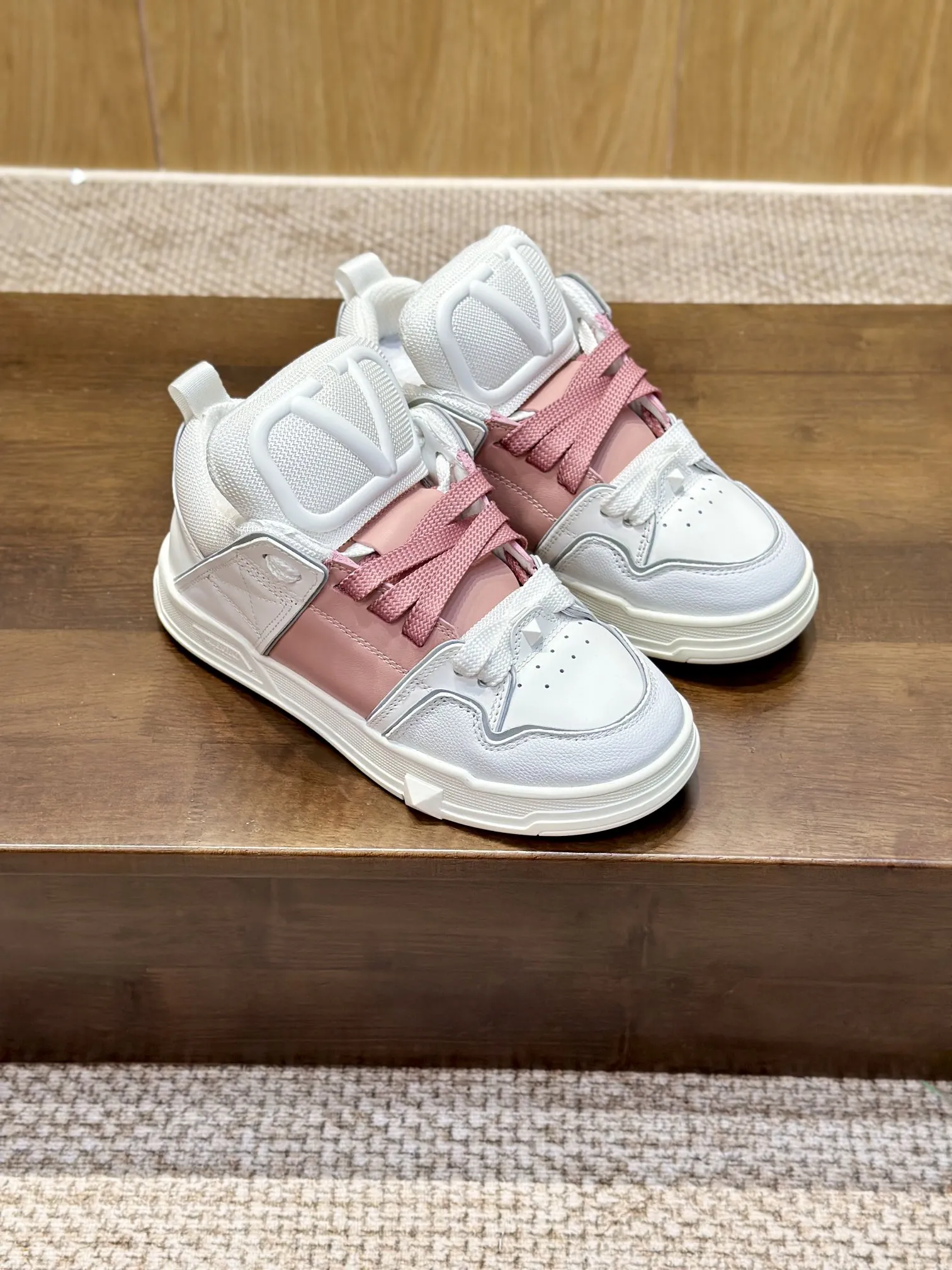 VALENTINO 2024 OPEN SKATE スニーカー ホワイトピンク - 画像 (8)