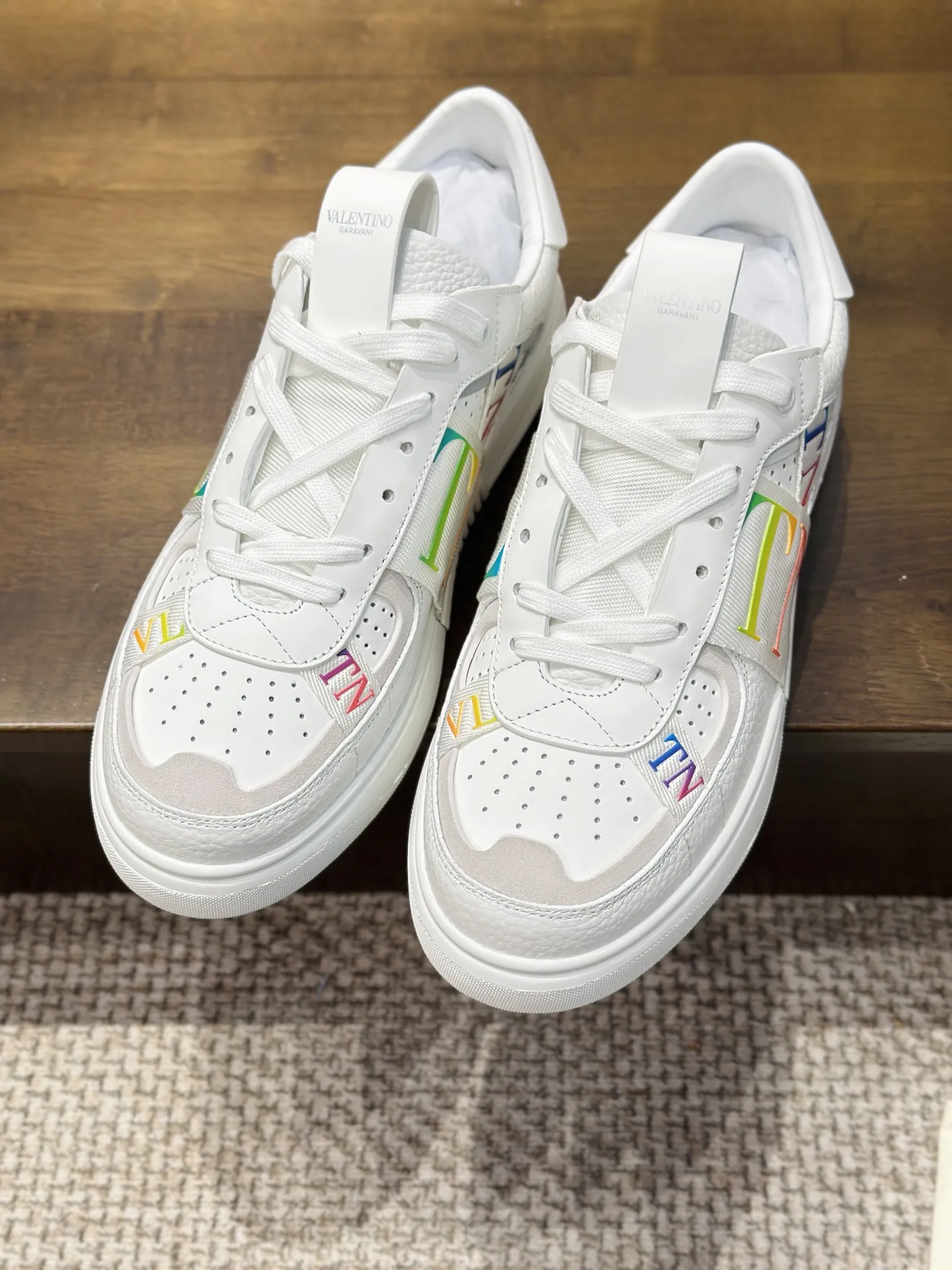 Valentino Garavani 白 3D織帯スニーカー - 画像 (6)