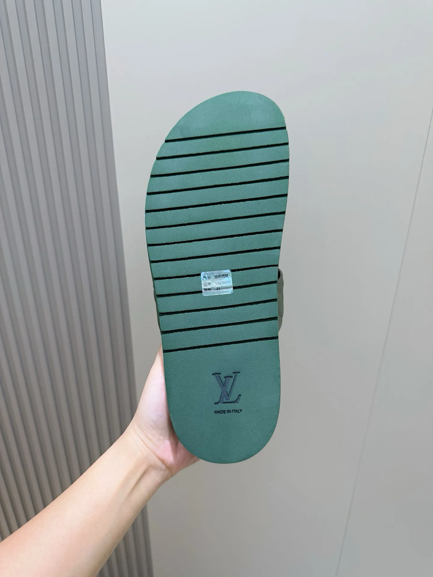 LOUIS VUITTON グリーン OASIS サンダル - 画像 (7)