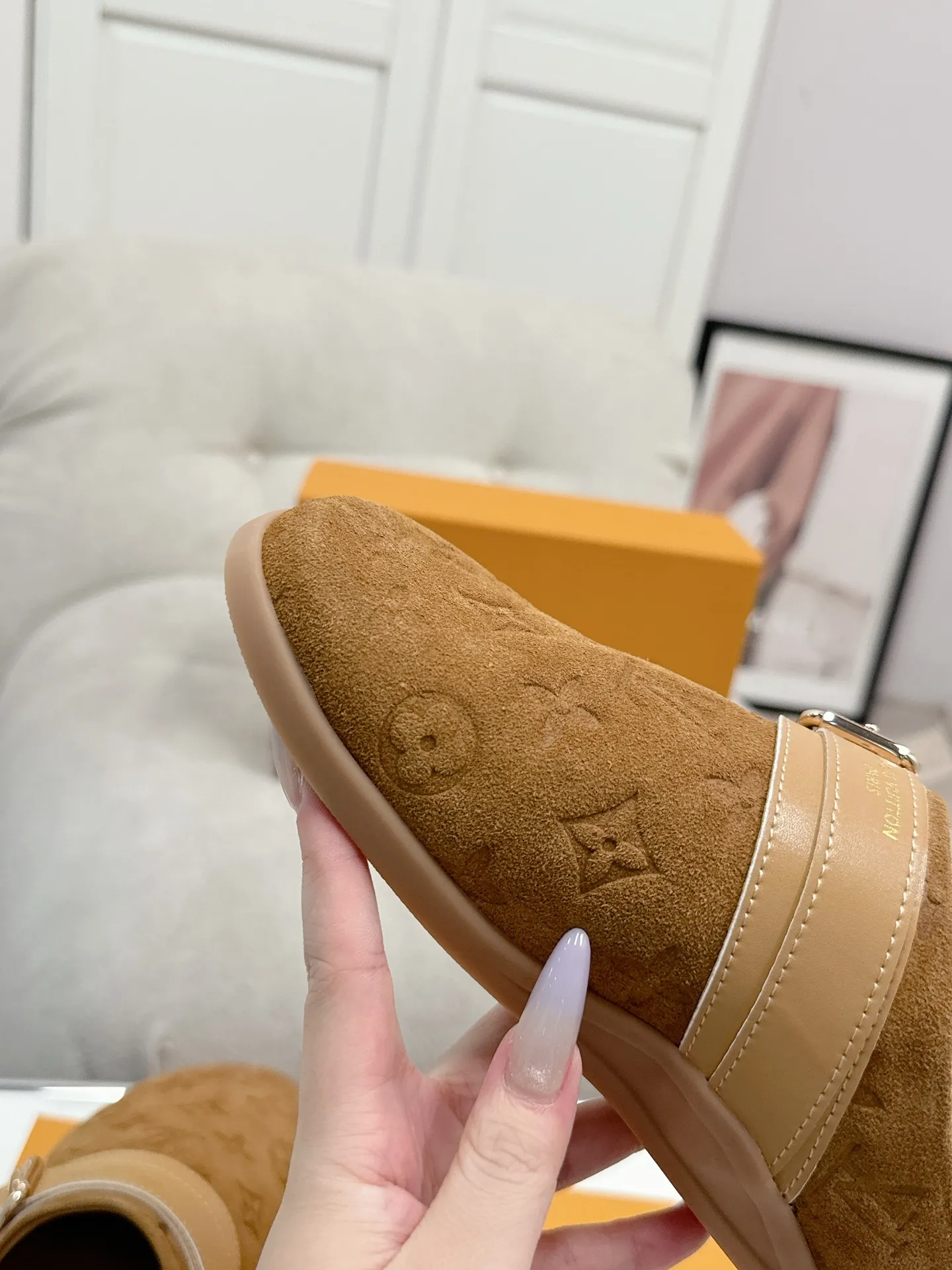 LOUIS VUITTON 茶色 フラットスリッパ - 画像 (7)