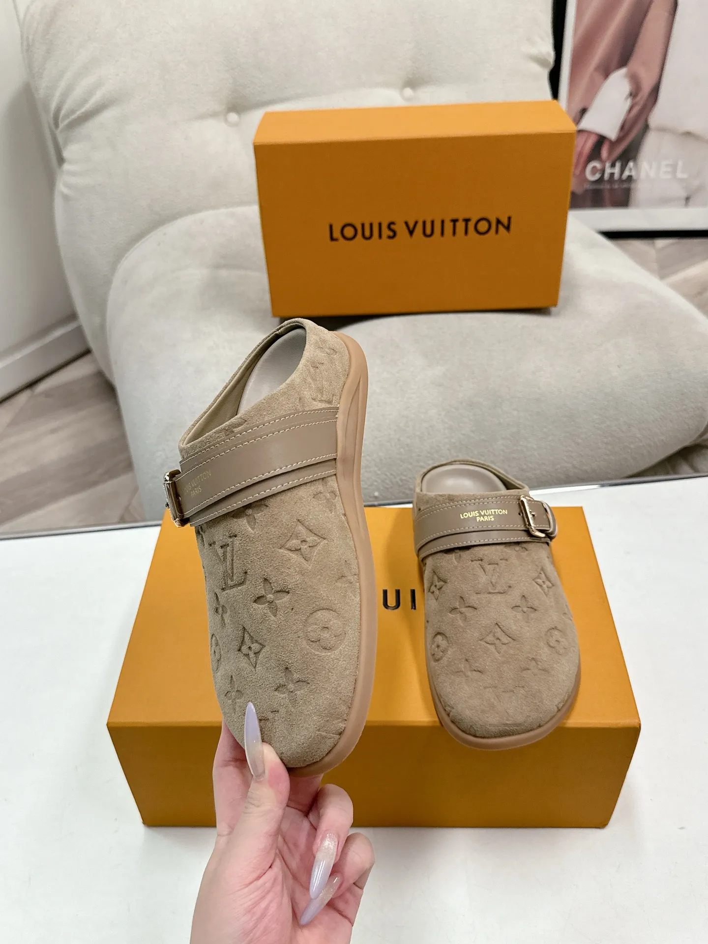 LOUIS VUITTON ベージュ フラットスリッパ - 画像 (5)