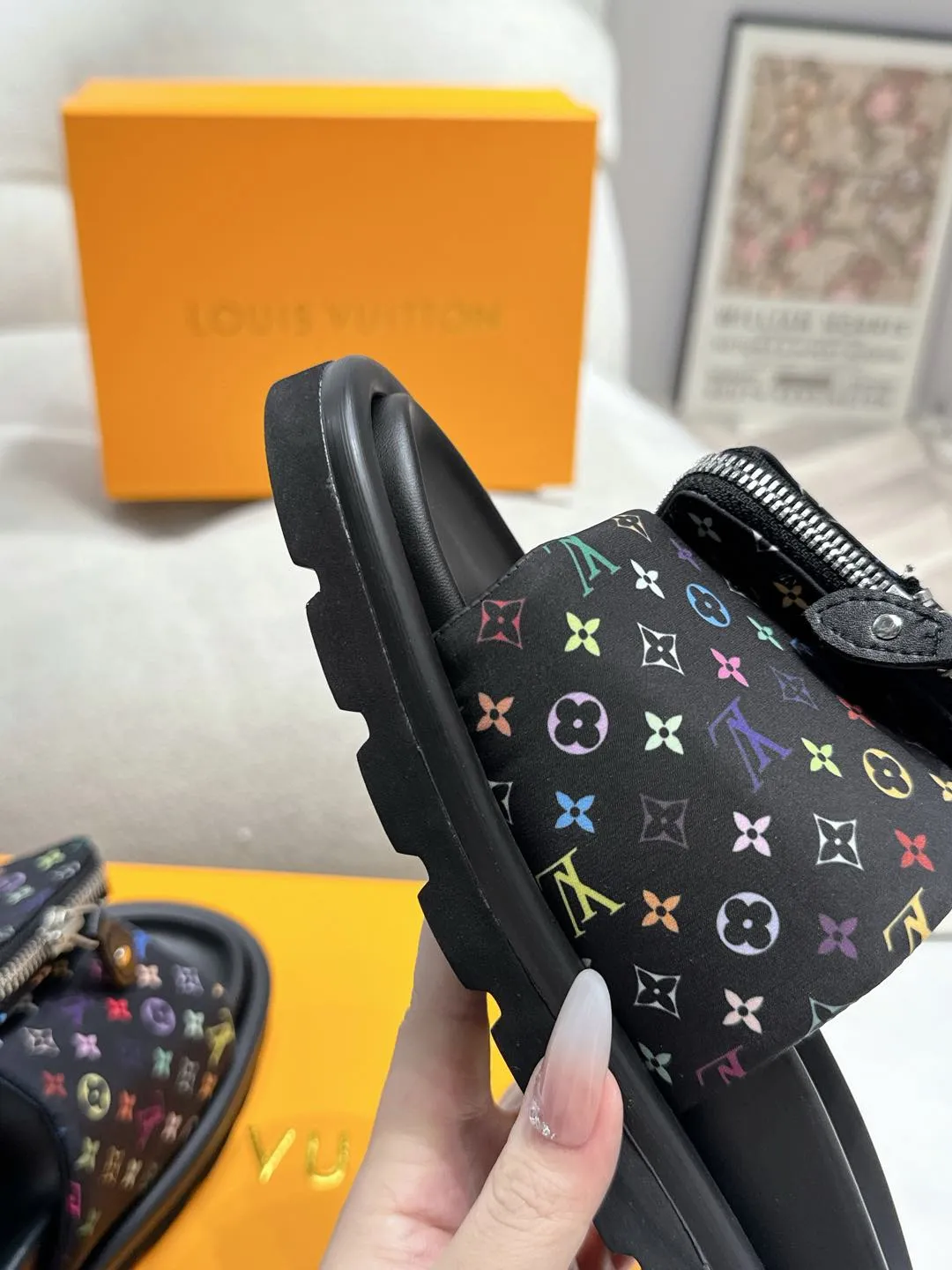 Louis Vuitton 新作カラフル花牛仔フラットスリッパ - 画像 (10)