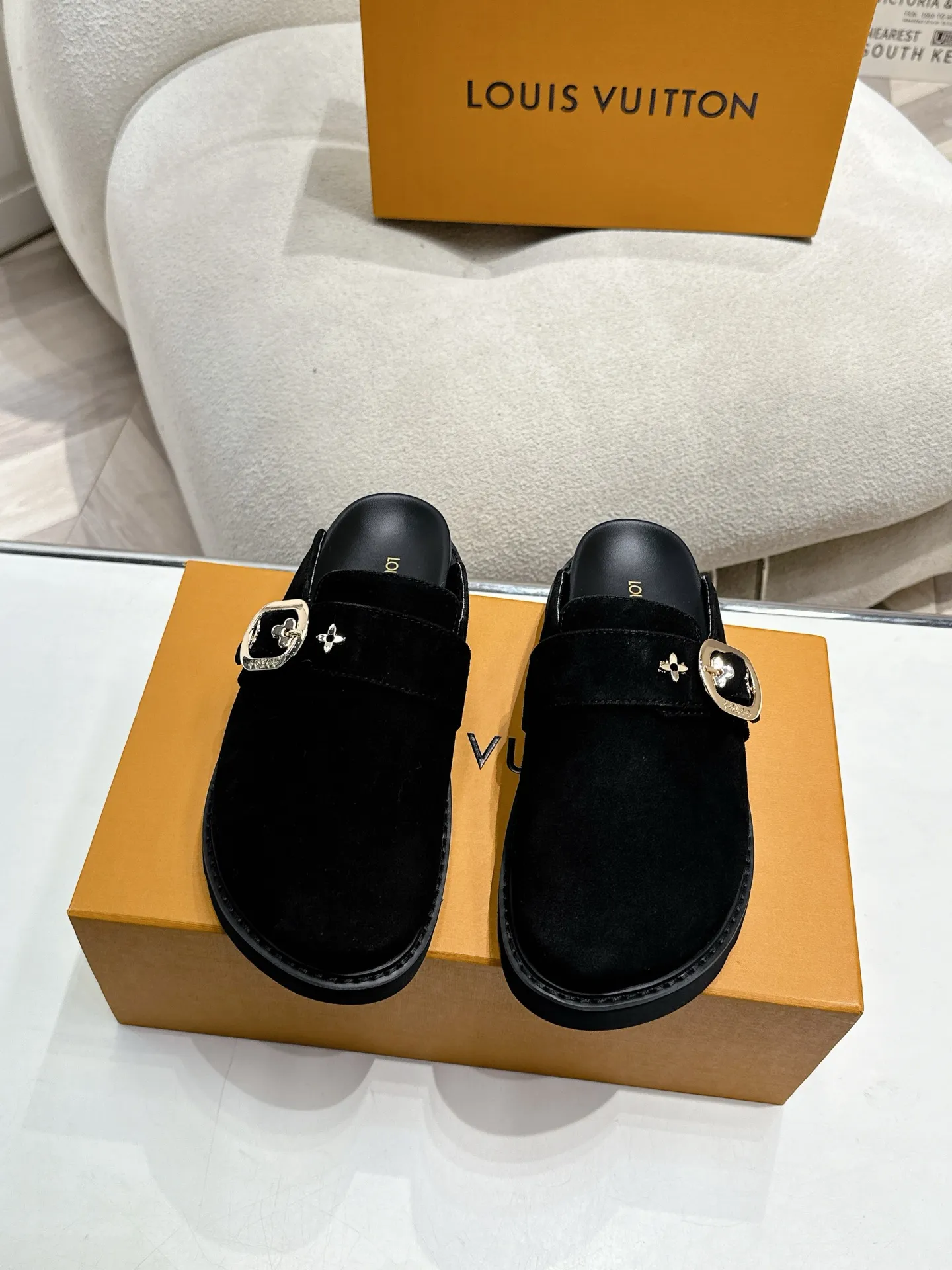 Louis Vuitton 新作黒フラットスリッパ