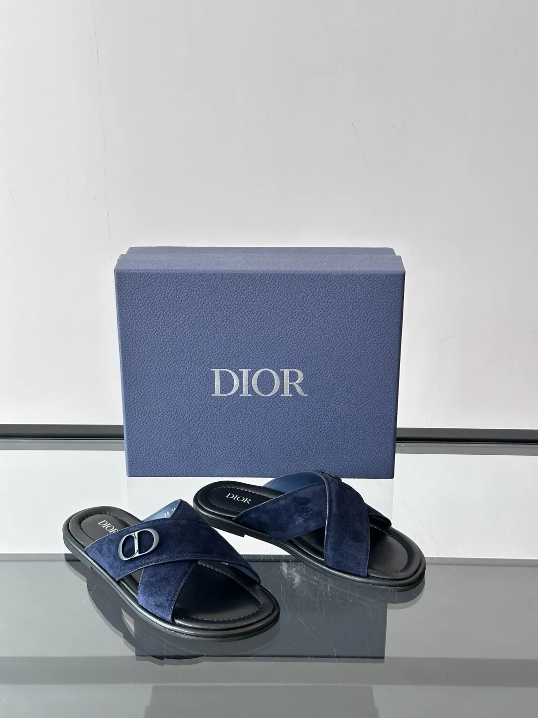 Dior ブルー本革クロスデザインサンダル - 画像 (6)
