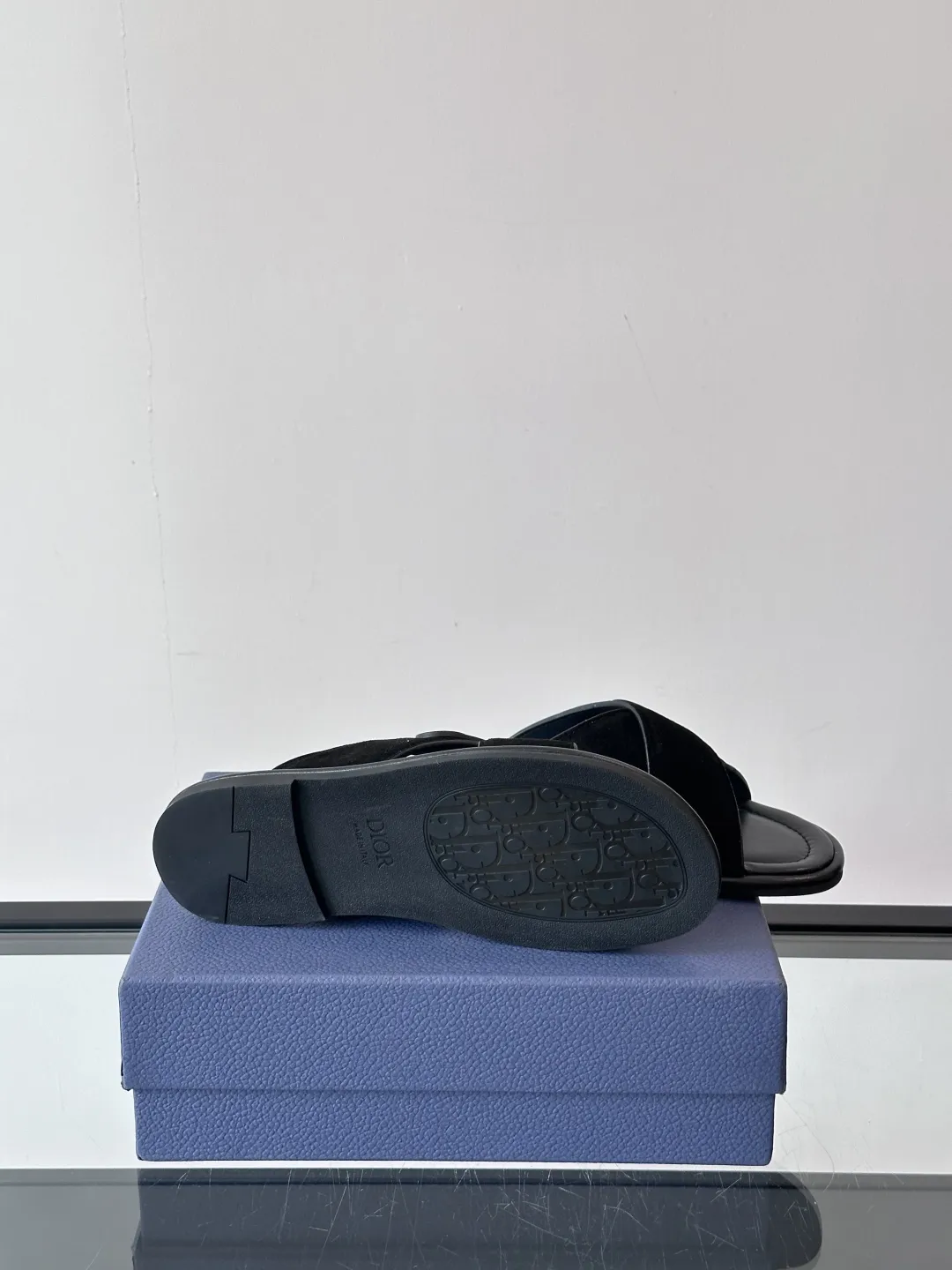 Dior ブラックレザーサンダル夏用 - 画像 (10)