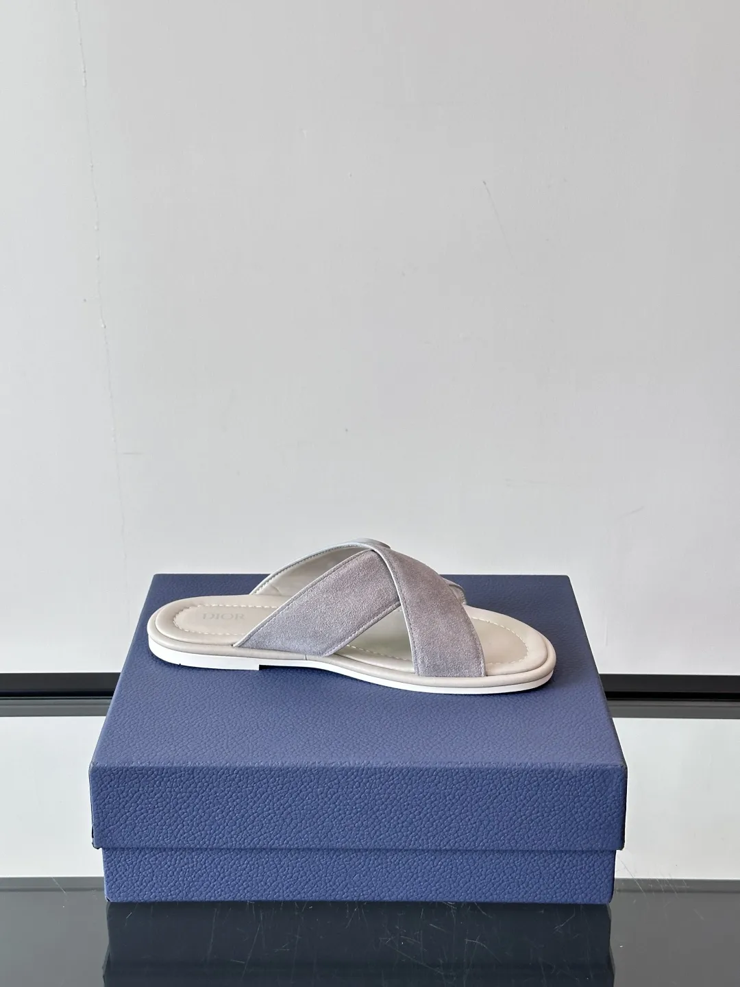 Dior 高級グレー本革サンダル サイズ - 画像 (8)