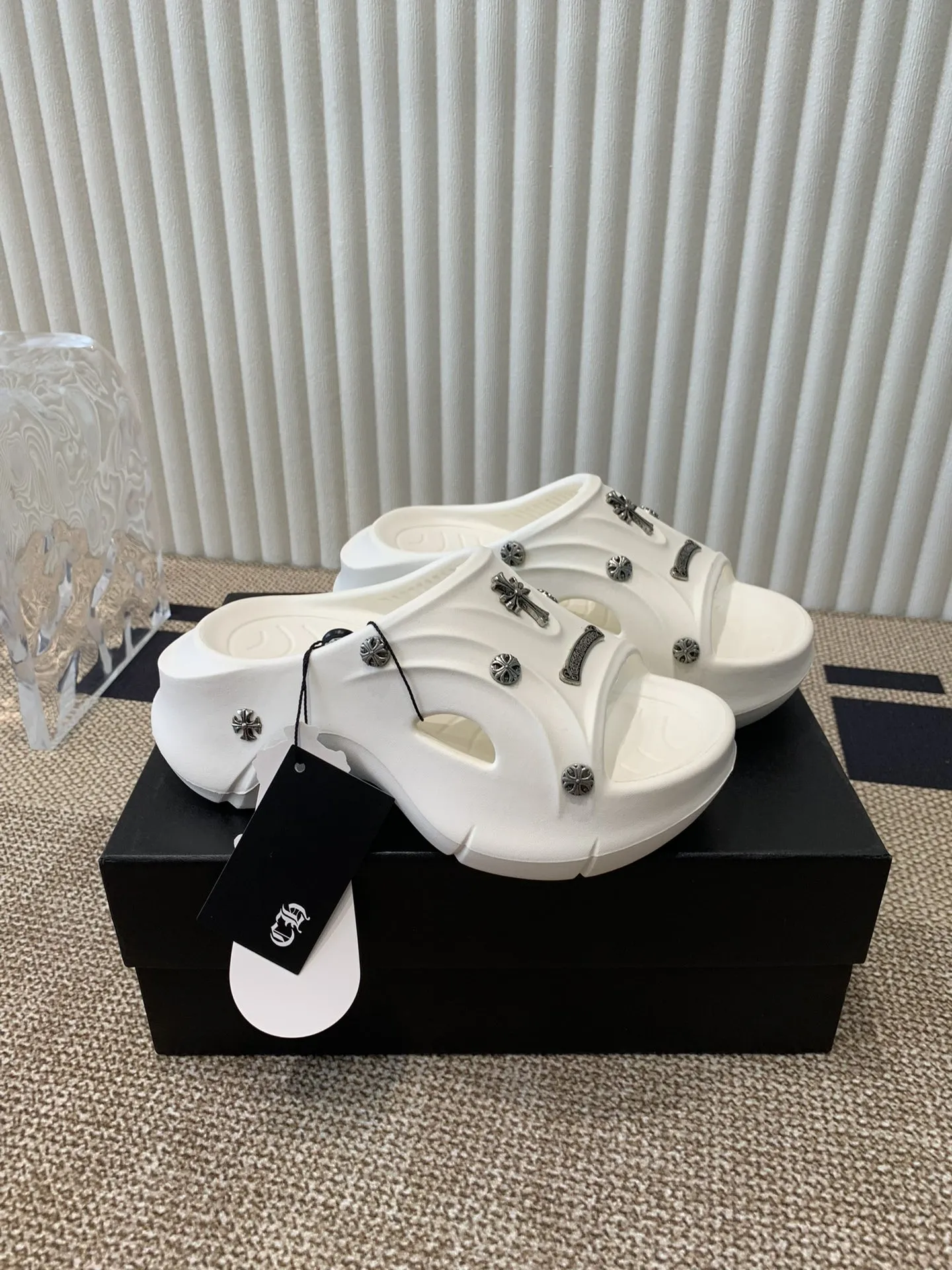 Chrome Hearts 24ss ホワイト クロスデザイン - 画像 (3)