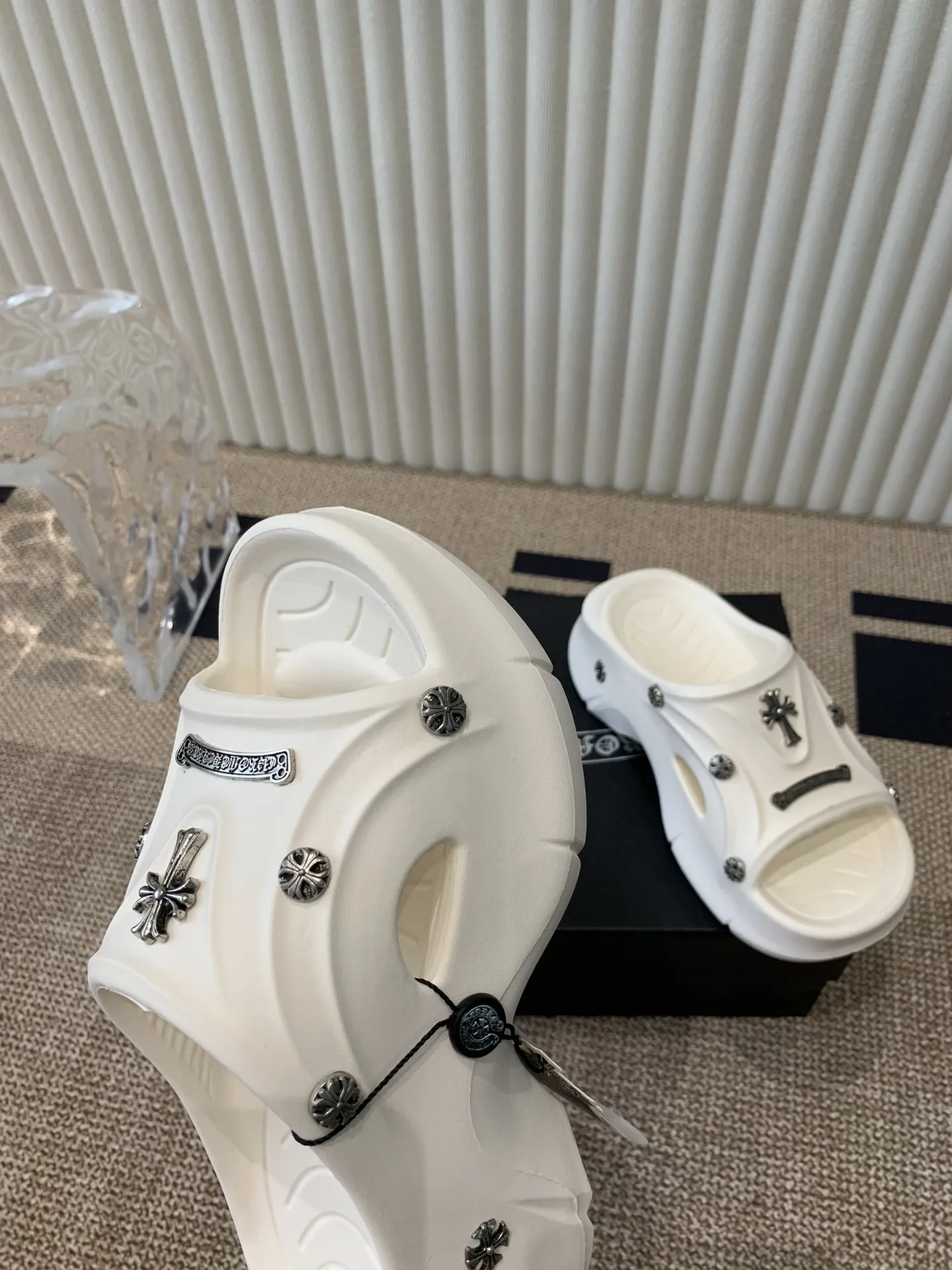 Chrome Hearts 24ss ホワイト クロスデザイン - 画像 (4)