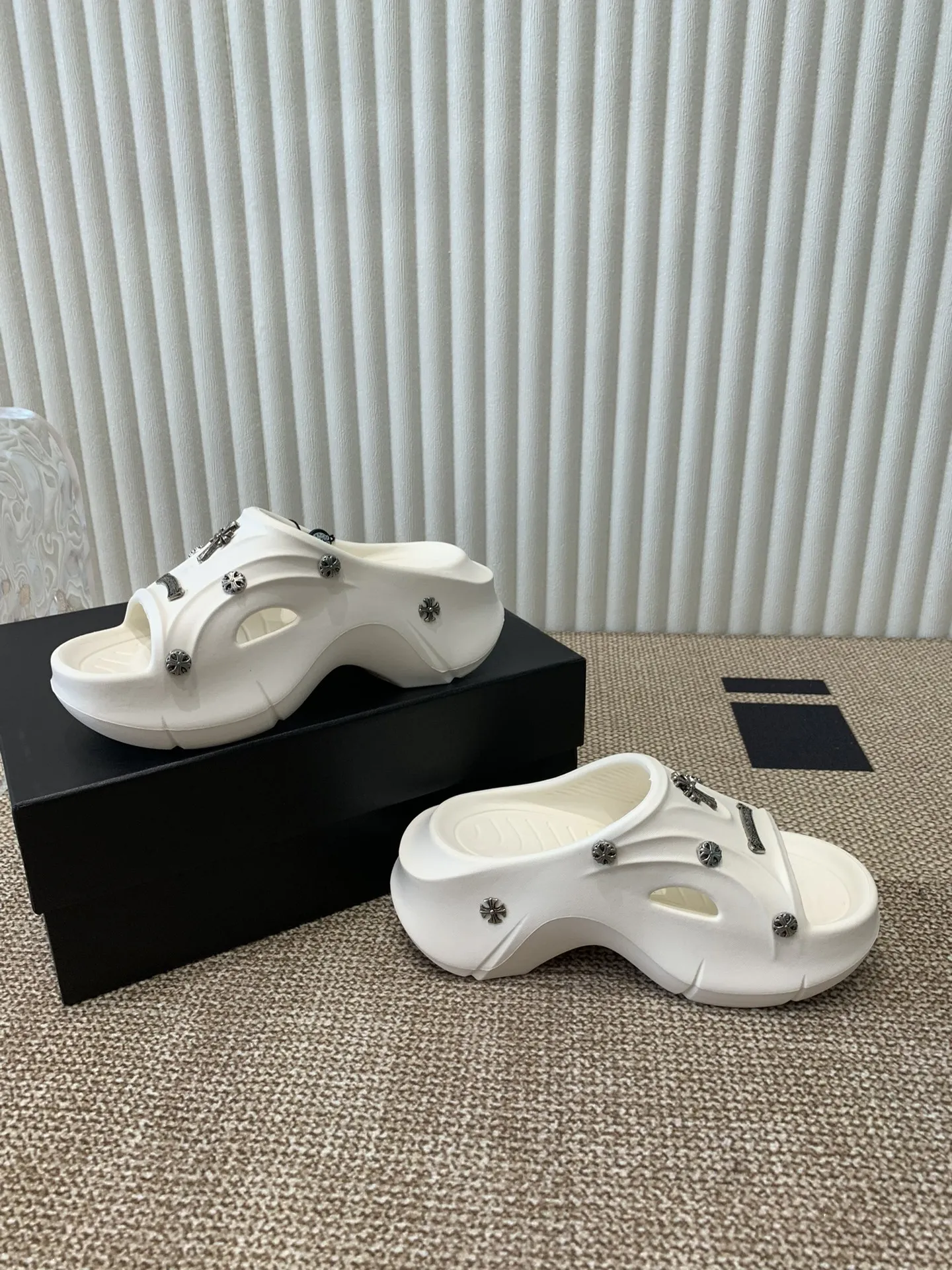 Chrome Hearts 24ss ホワイト クロスデザイン - 画像 (6)