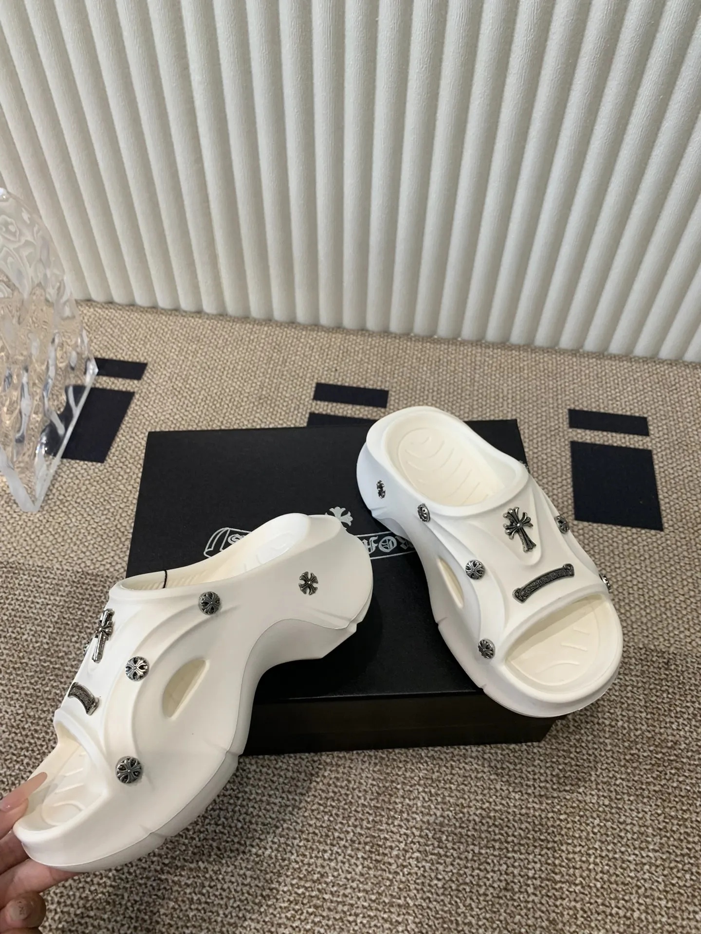 Chrome Hearts 24ss ホワイト クロスデザイン - 画像 (8)